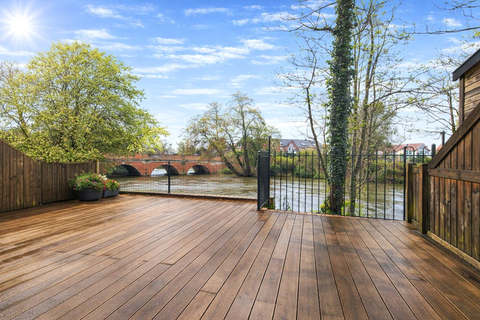 Flambard Way, Godalming, Surrey, GU7, photo 3