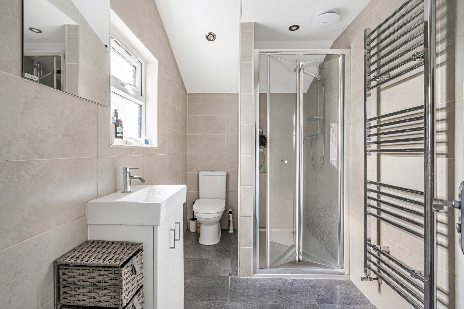 Edward Road, Farnham, Surrey, GU9, photo 6