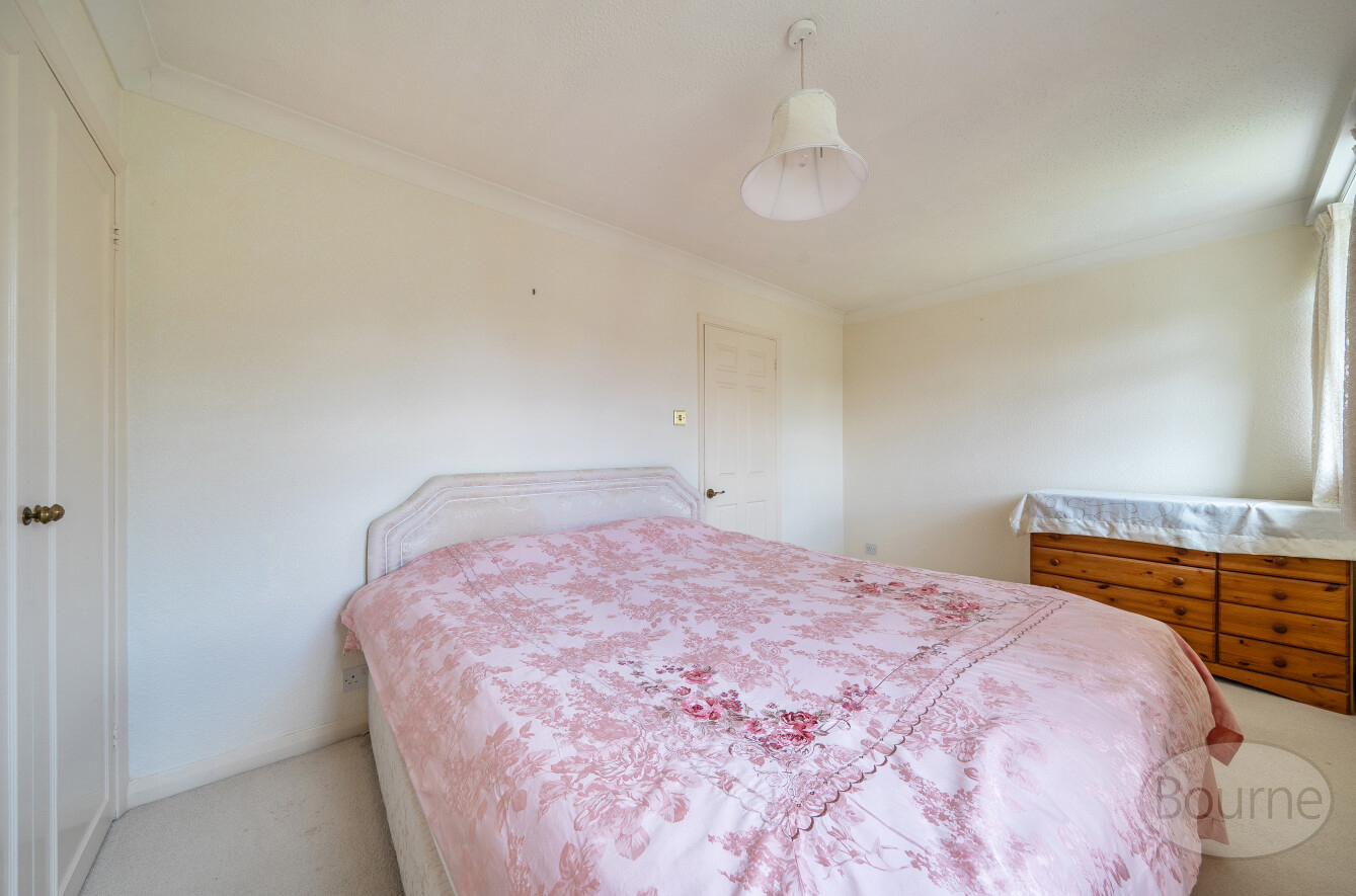 Robin Way, Wormley, Surrey, GU8, photo 13
