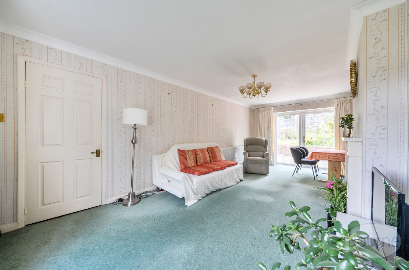 Robin Way, Wormley, Surrey, GU8, photo 19