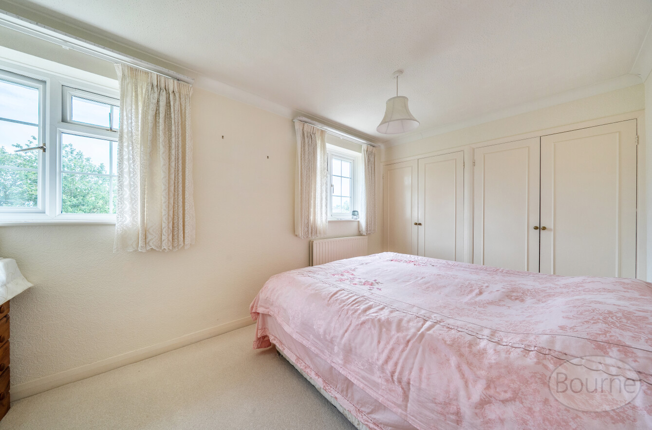 Robin Way, Wormley, Surrey, GU8, photo 15