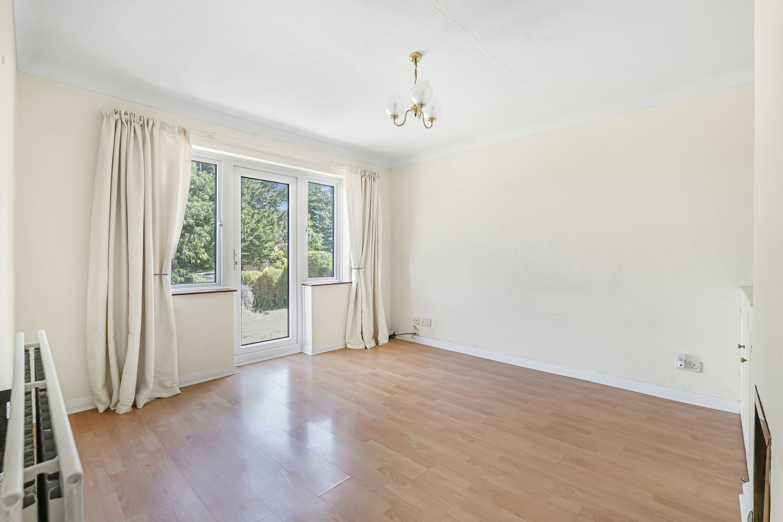 Grove End Road, Farnham, Surrey, GU9, photo 4