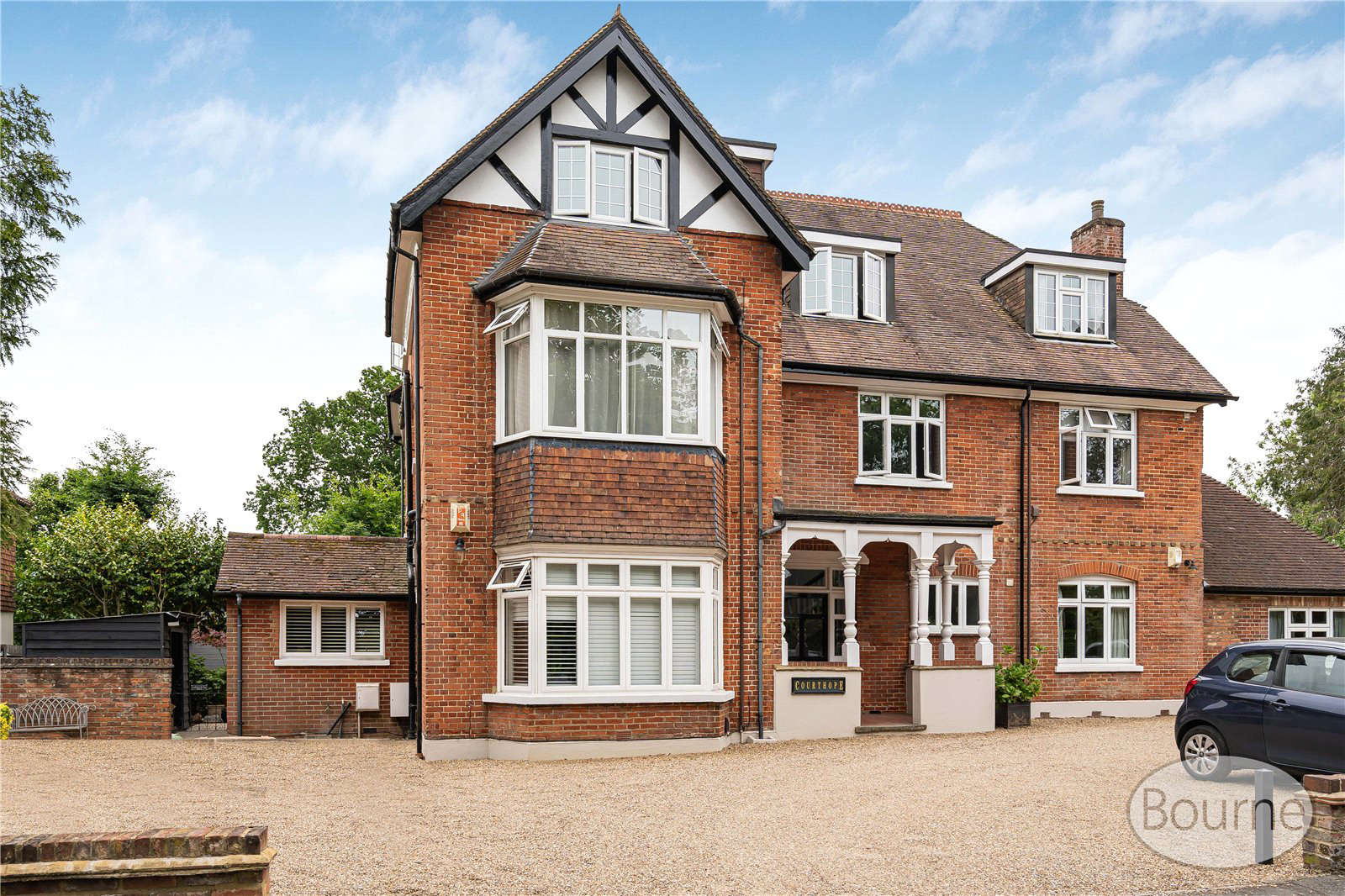 Pembroke Road, Woking, Surrey, GU22, photo 13