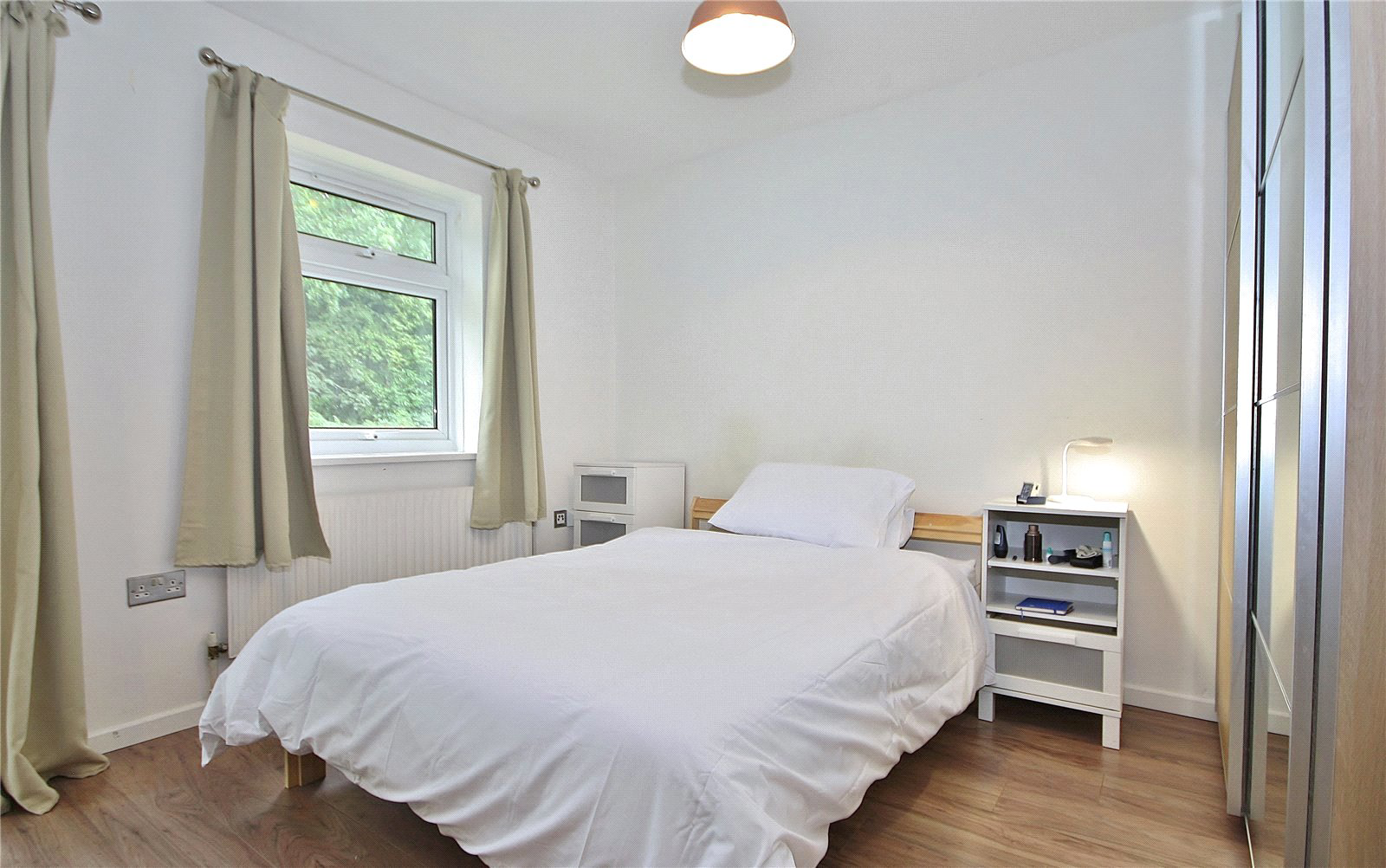 Apple Trees Place, Woking, Surrey, GU22, photo 4