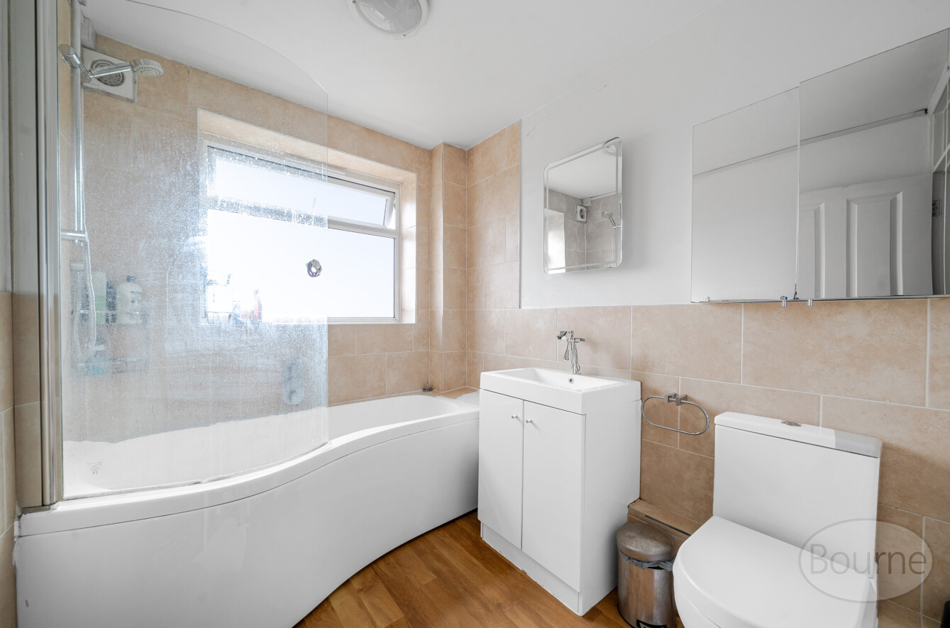 Wilderness Road, Guildford, Surrey, GU2, photo 4