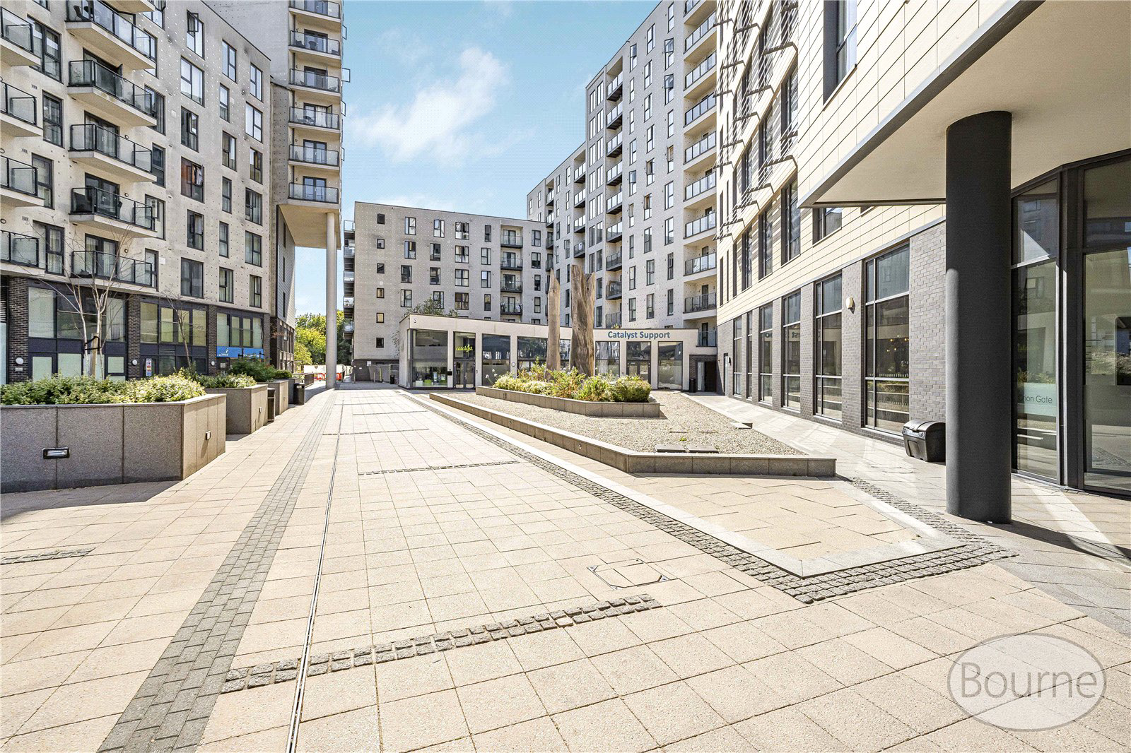Guildford Road, Woking, Surrey, GU22, photo 17