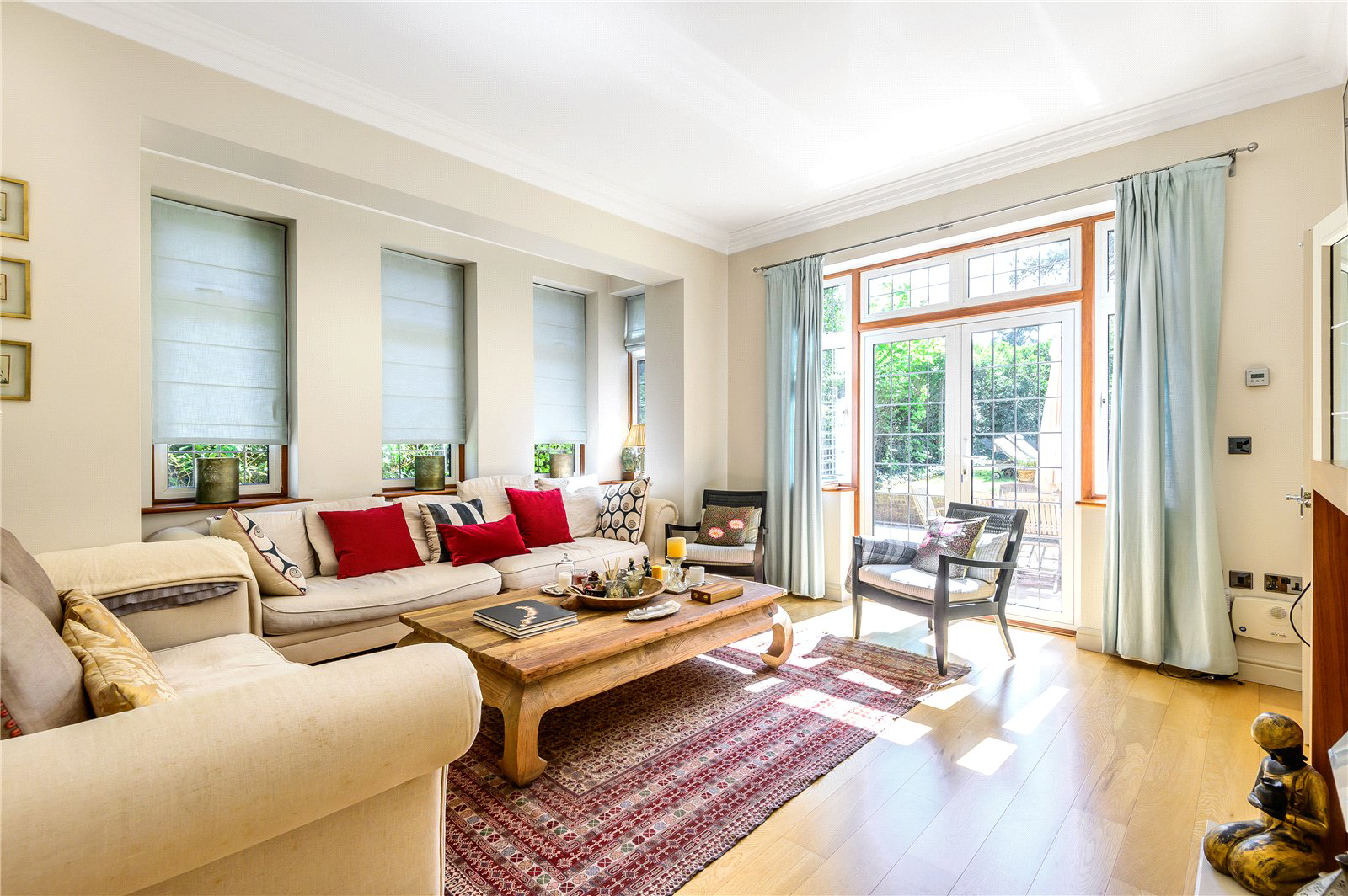 Dene Lane, Lower Bourne, Farnham, Surrey, GU10, photo 2