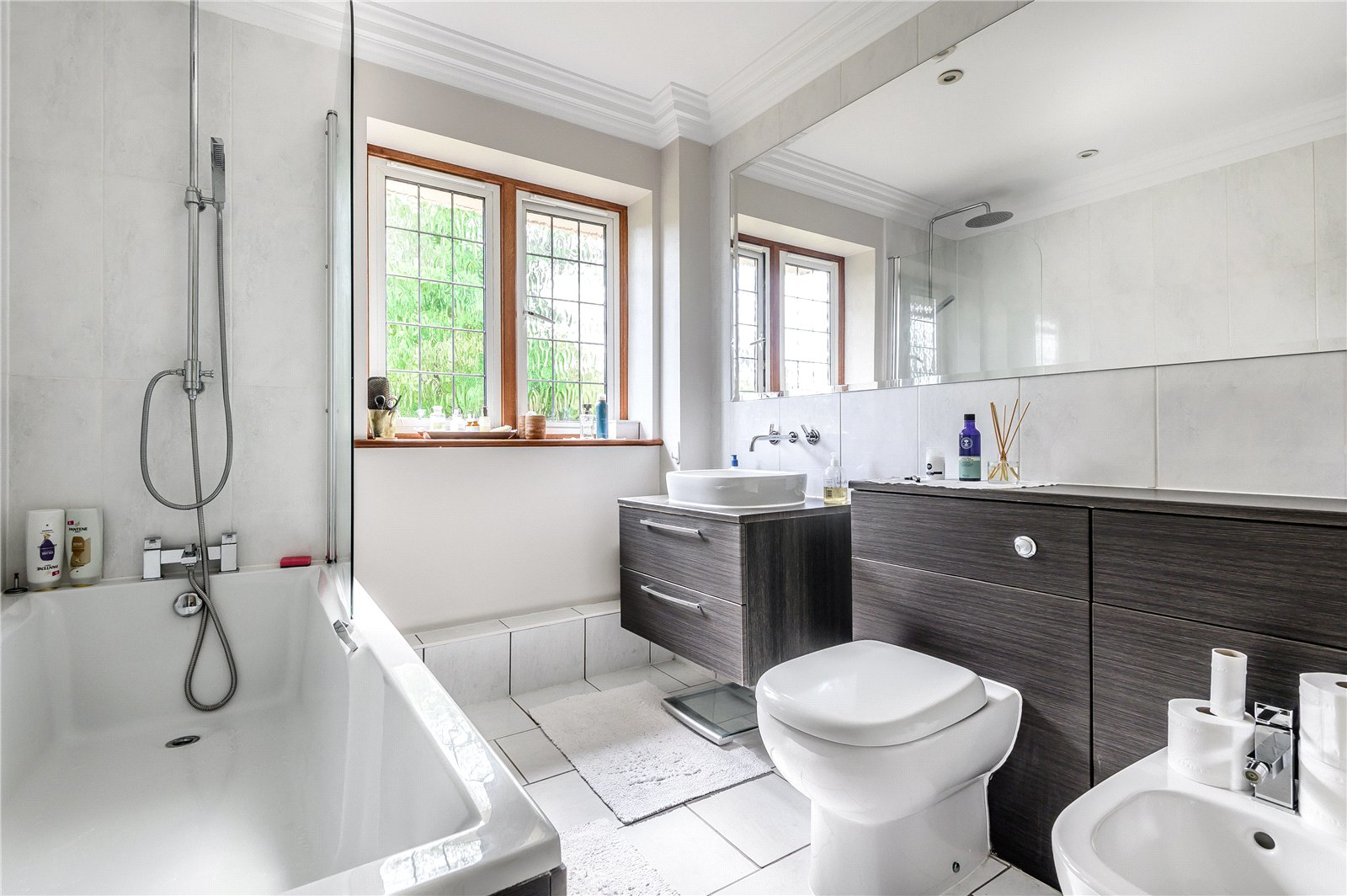 Dene Lane, Lower Bourne, Farnham, Surrey, GU10, photo 9