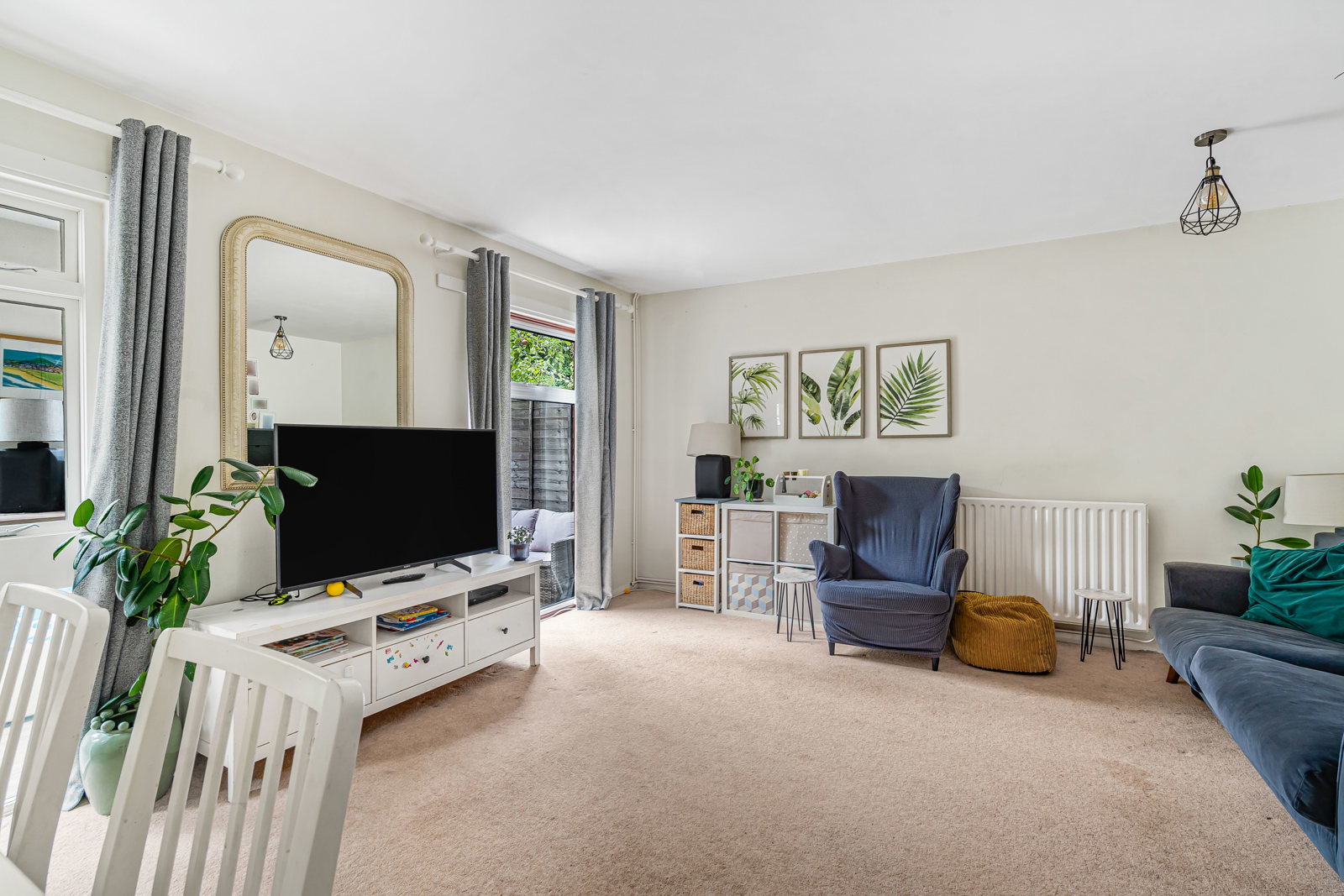 Arthur Close, Farnham, Surrey, GU9, photo 2