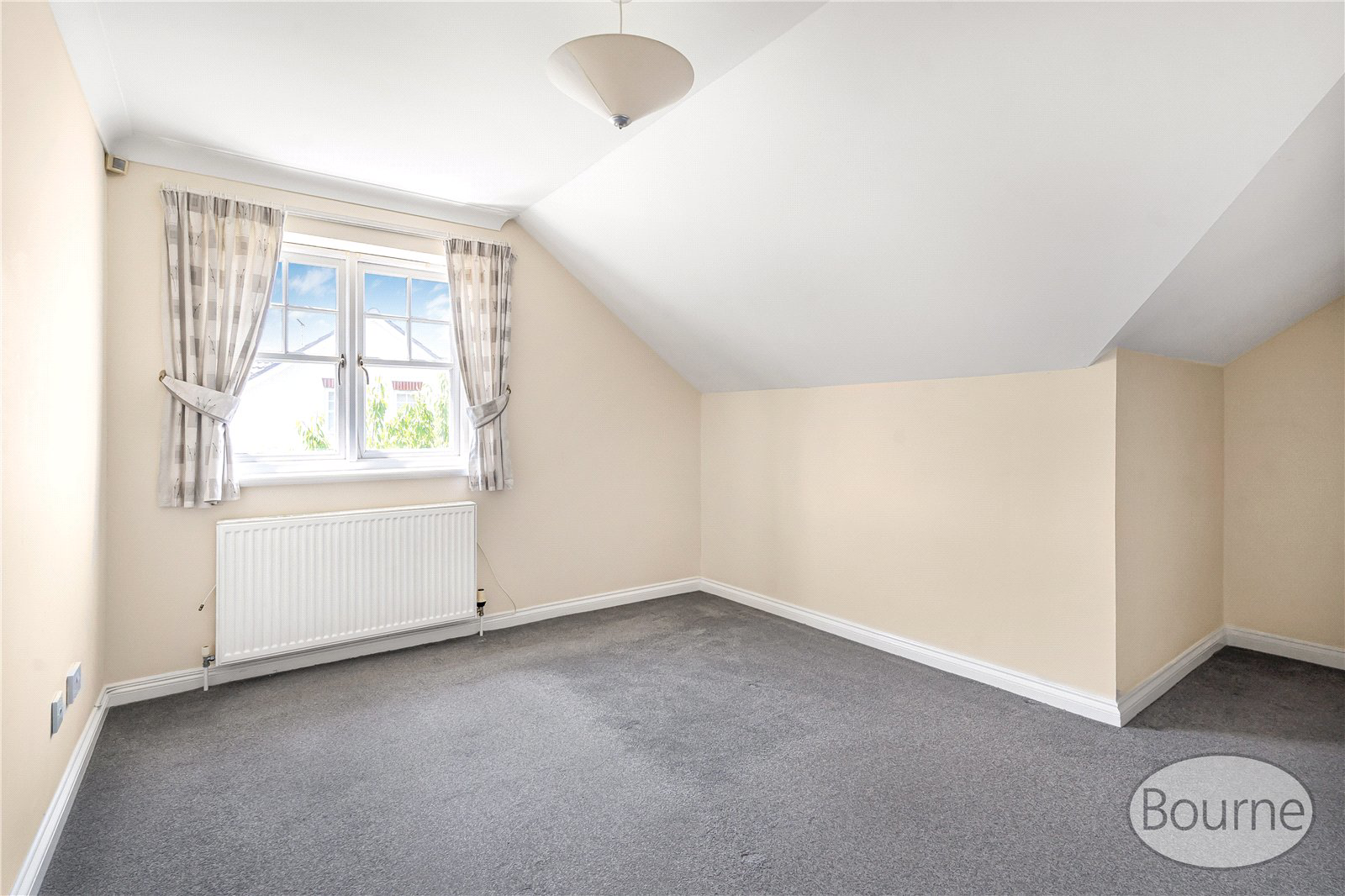Kingsway, Woking, Surrey, GU21, photo 5