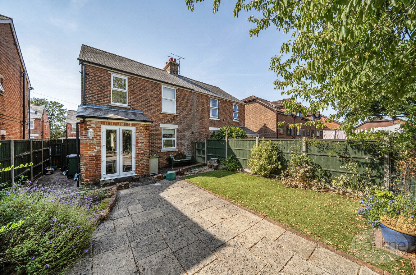 Woolner Avenue, Petersfield, Hampshire, GU32, photo 4