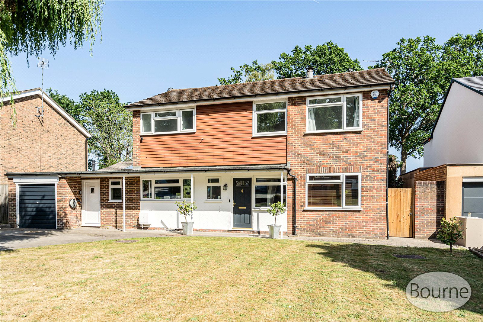 Fernhill Close, Hook Heath, Woking, Surrey, GU22