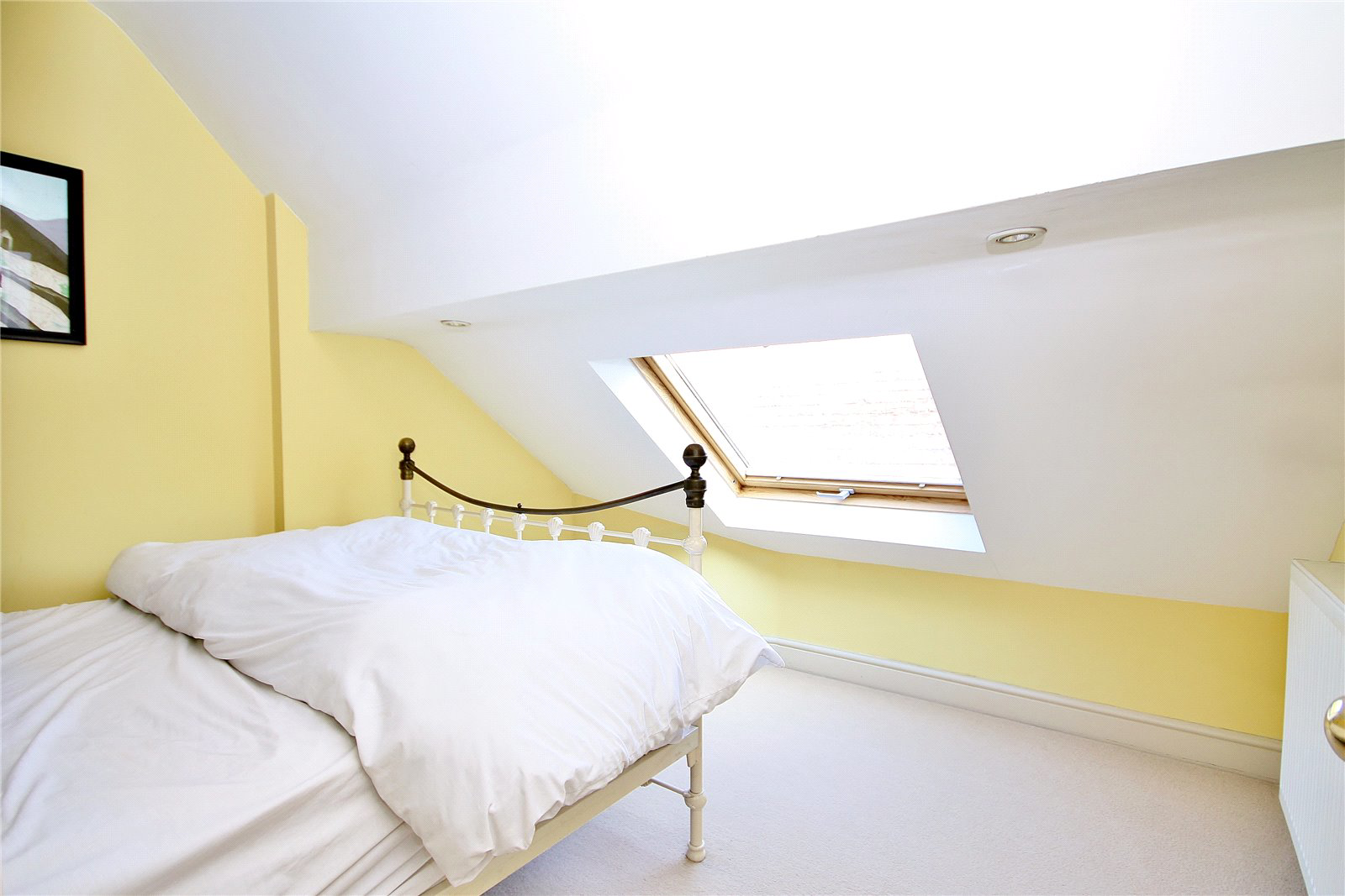 Westfield Road, Westfield, Woking, Surrey, GU22, photo 7