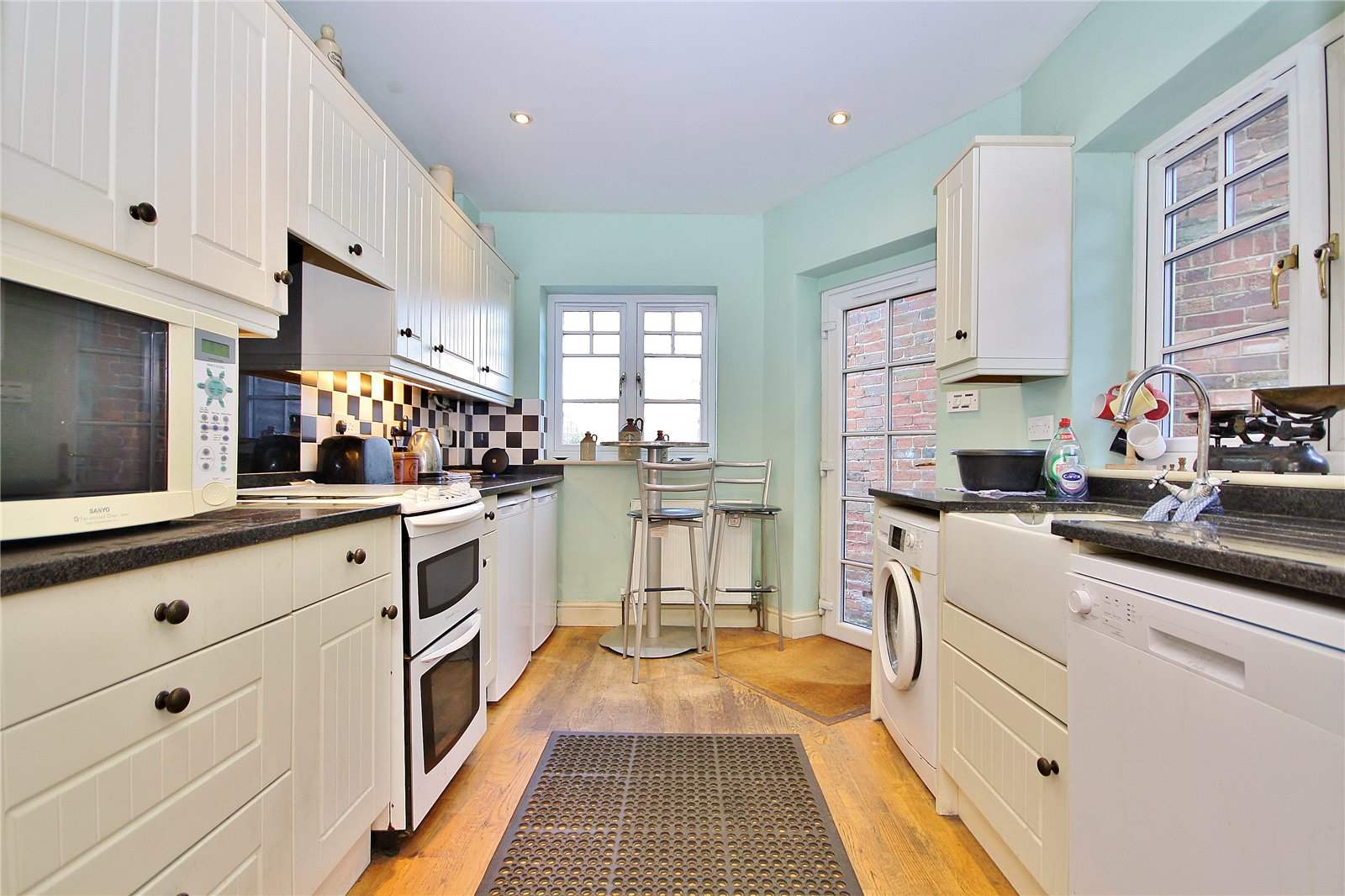 Westfield Road, Westfield, Woking, Surrey, GU22, photo 2