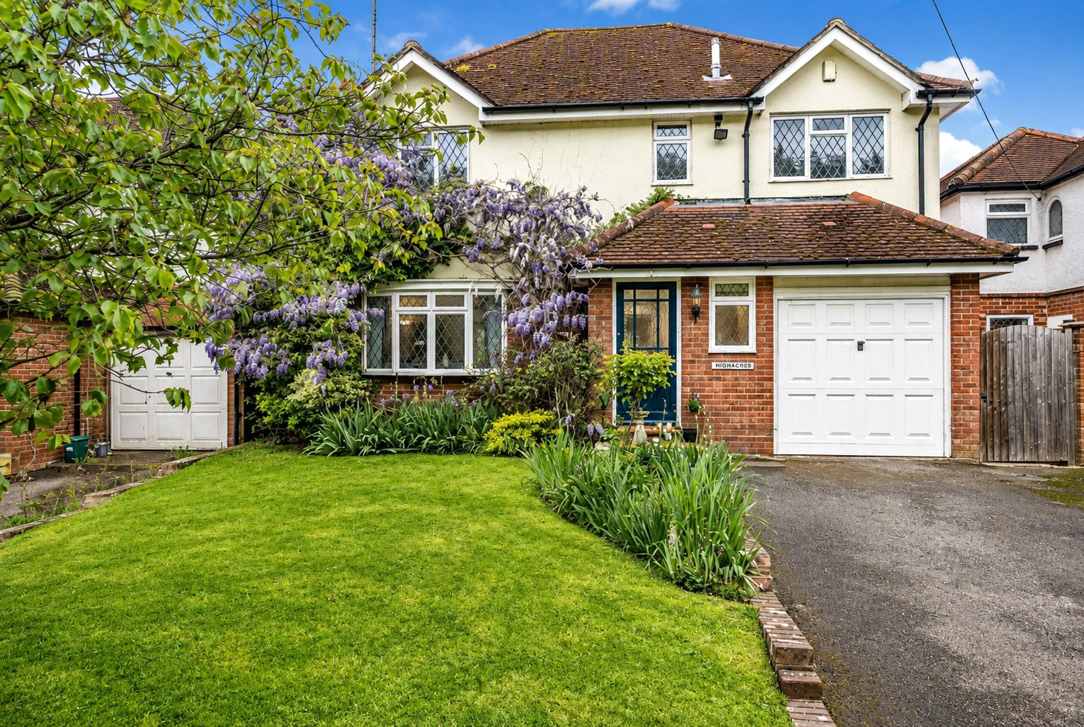 Alton Road, South Warnborough, Hook, Hampshire, RG29