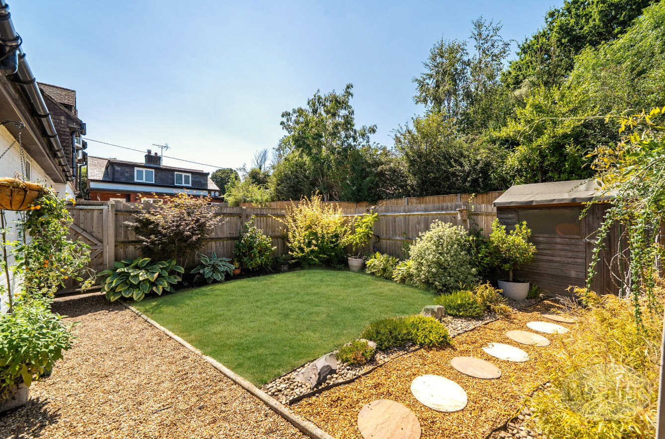 School Lane, Petersfield, Hampshire, GU32, photo 16