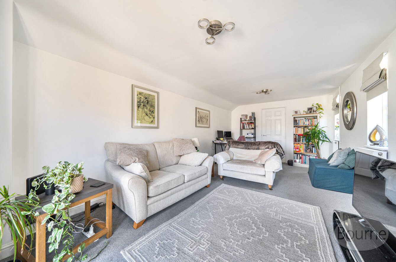 School Lane, Petersfield, Hampshire, GU32, photo 2