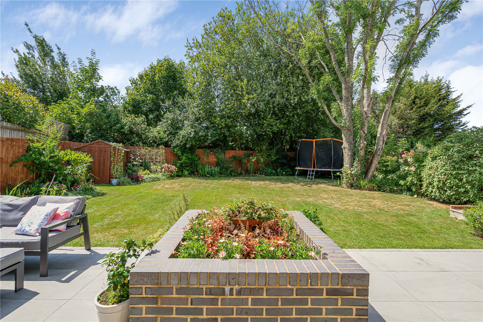 Wanborough Way, Ash Green, Surrey, GU12, photo 9