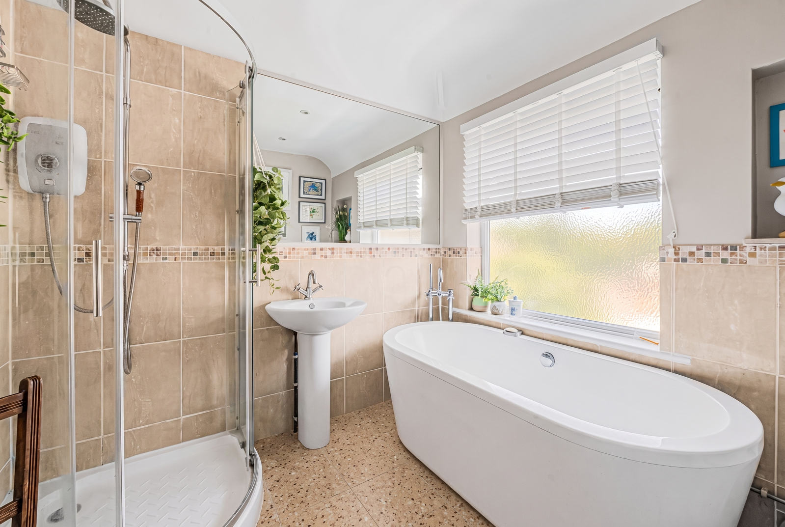 Chiltern Drive, Surbiton, Surrey, KT5, photo 9