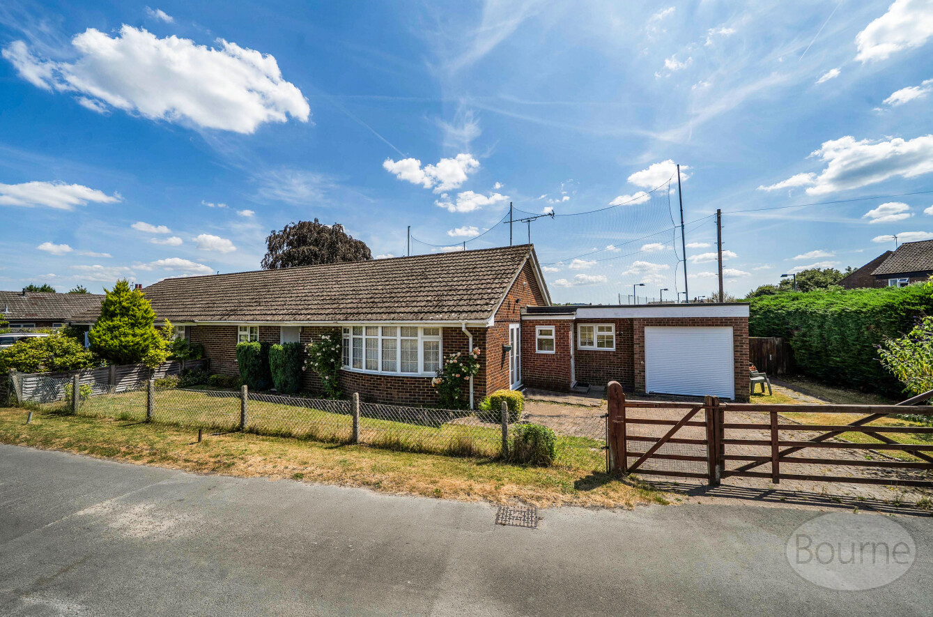 The Green, Badshot Lea, Farnham, Surrey, GU9, photo 13