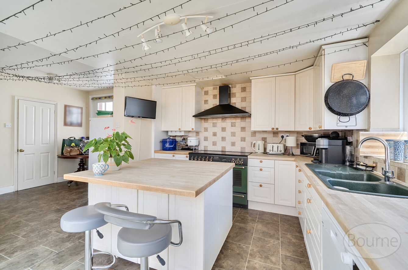 Wolseley Road, Godalming, Surrey, GU7, photo 3