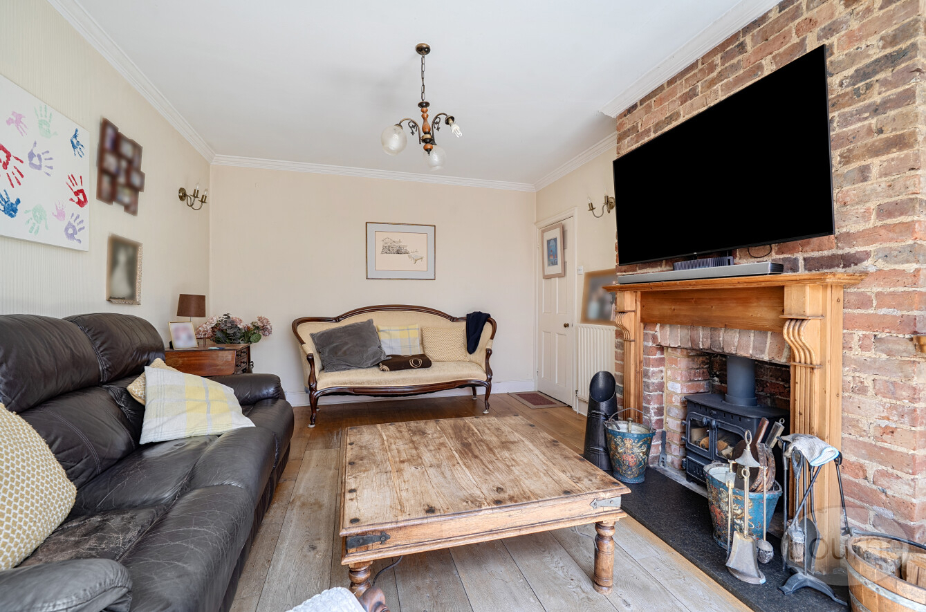Wolseley Road, Godalming, Surrey, GU7, photo 2
