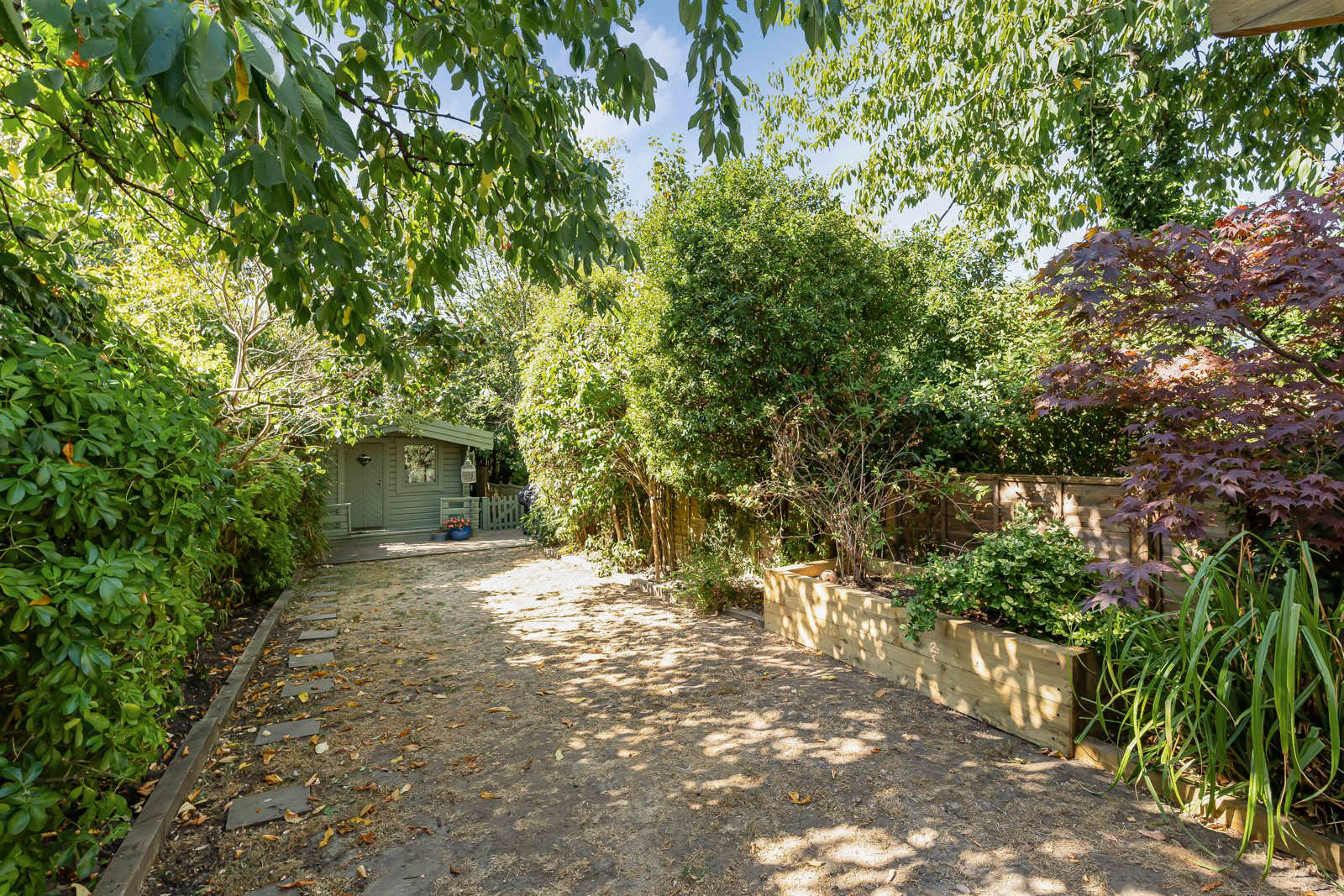 Prospect Road, Rowledge, Farnham, Surrey, GU10, photo 21