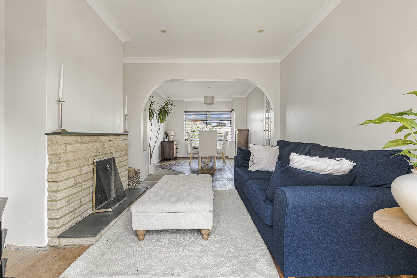 Thorn Road, Boundstone, Farnham, Surrey, GU10, photo 6
