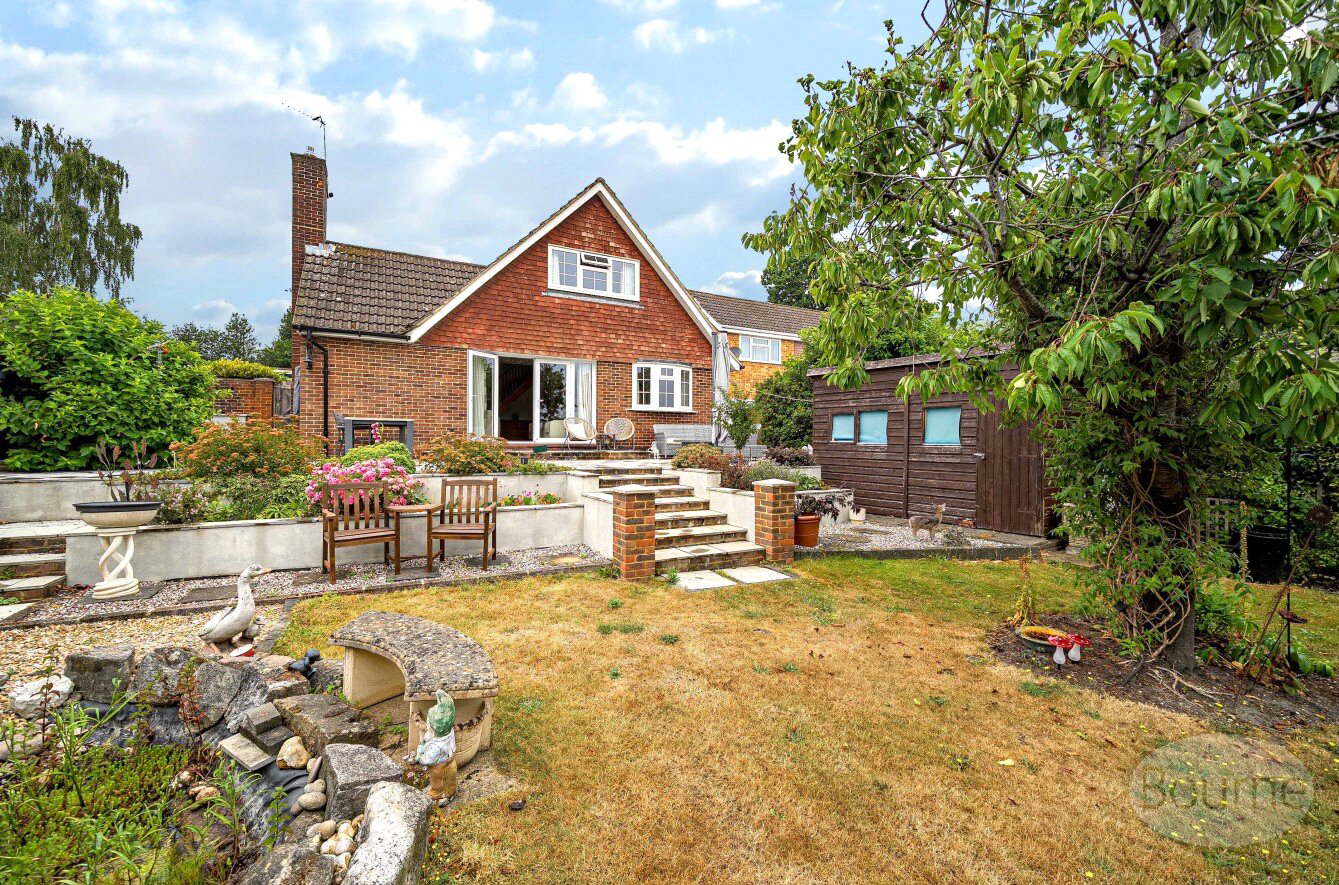 Oakland Avenue, Farnham, Surrey, GU9