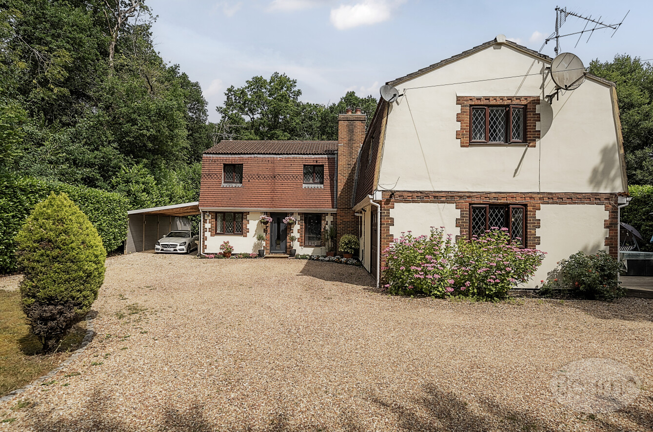 Elm Hill, Normandy, Guildford, Surrey, GU3