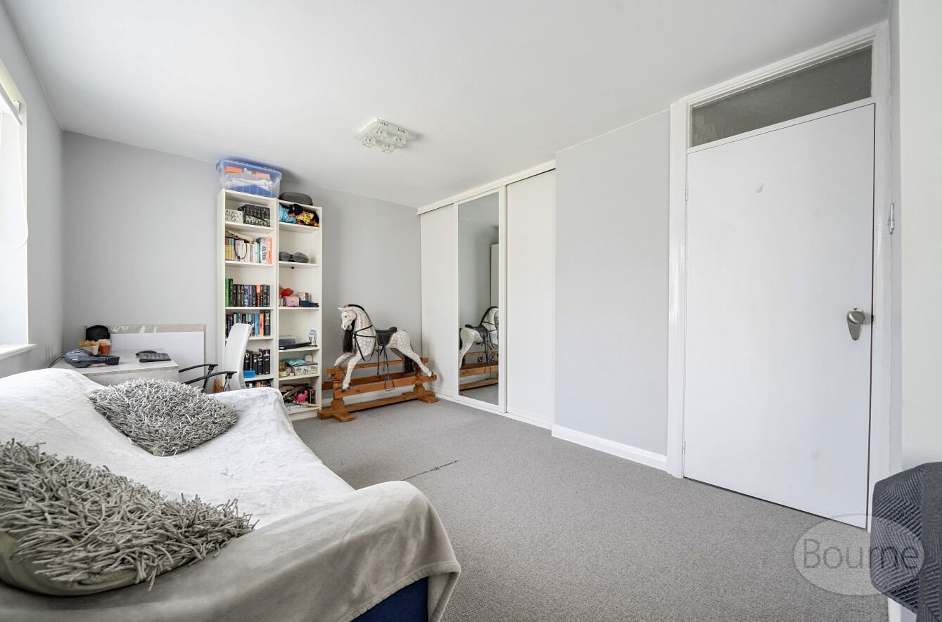 Tangley Lane, Guildford, Surrey, GU3, photo 15