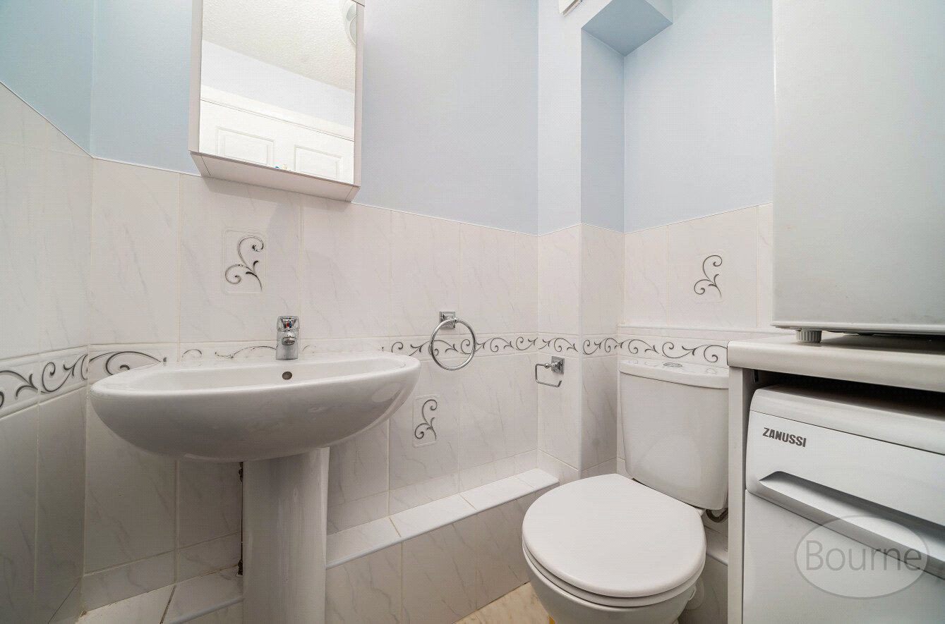 Candleford Gate, Tower Close, Liphook, Hampshire, GU30, photo 7