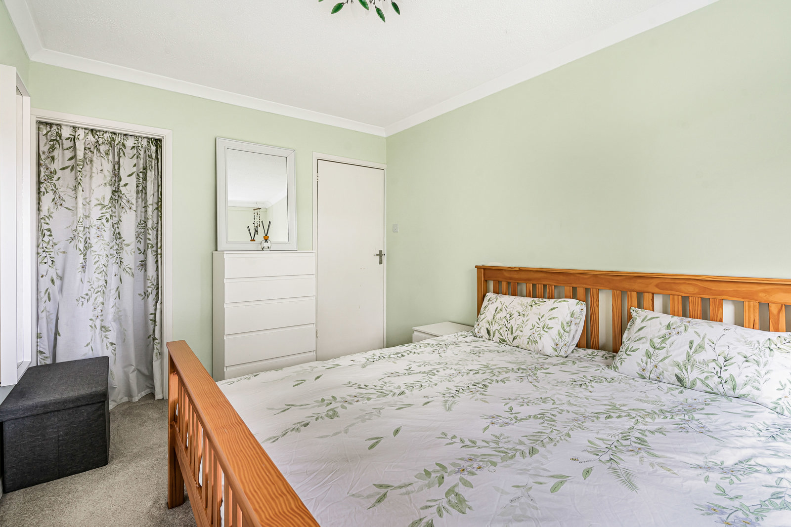 Kings Road, Fleet, Hampshire, GU51, photo 10