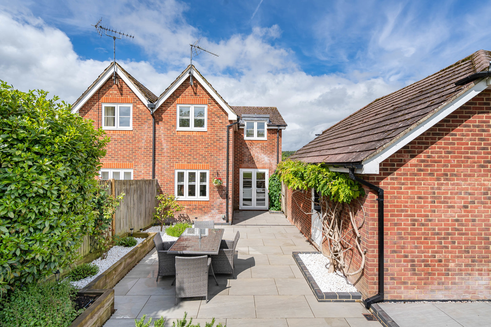Shirnall Meadow, Lower Farringdon, Alton, Hampshire, GU34, photo 13