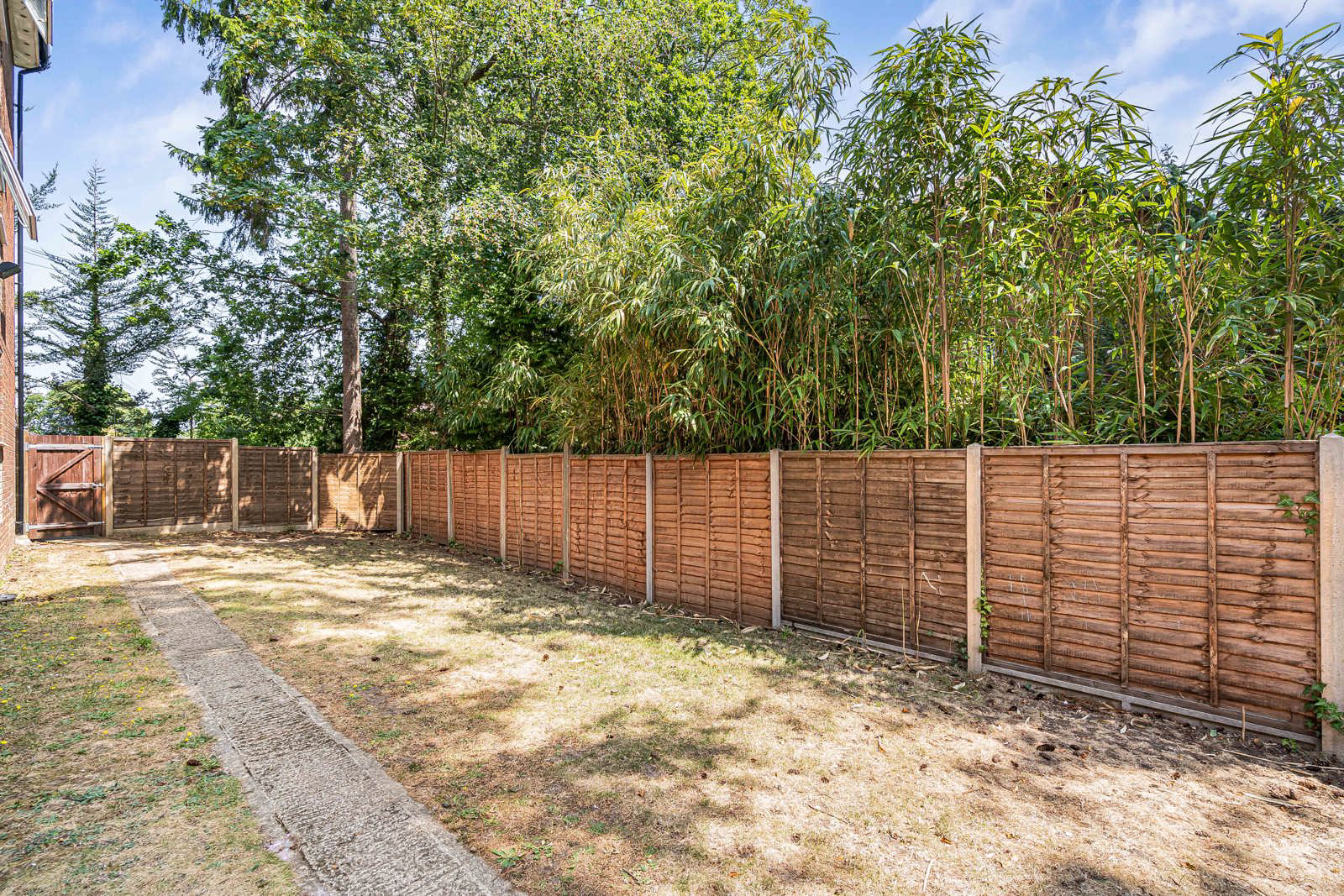 Kings Road, Fleet, Hampshire, GU51, photo 16
