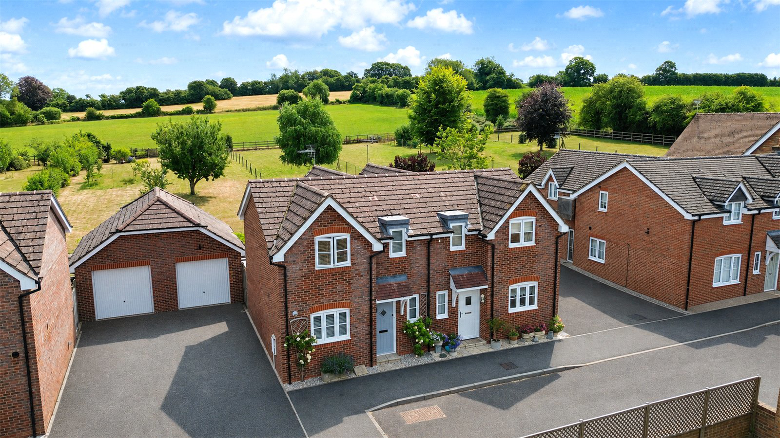 Shirnall Meadow, Lower Farringdon, Alton, Hampshire, GU34
