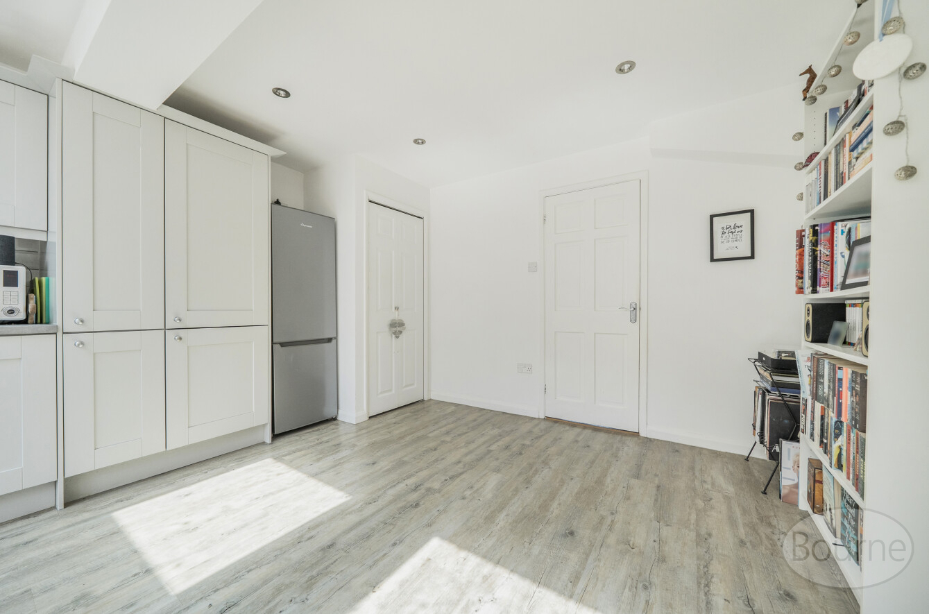 Badgers Cross, Milford, Godalming, Surrey, GU8, photo 11