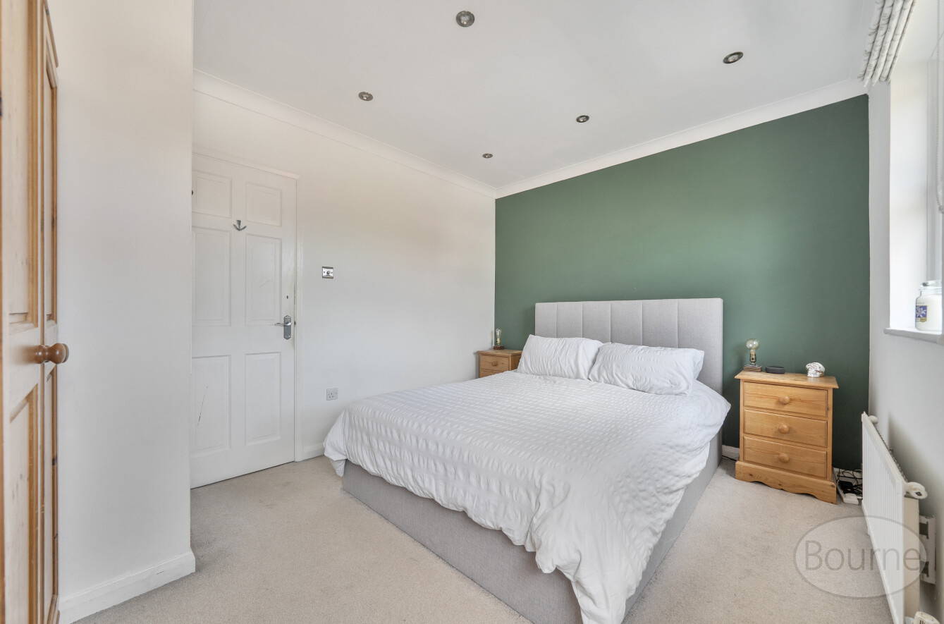 Badgers Cross, Milford, Godalming, Surrey, GU8, photo 5