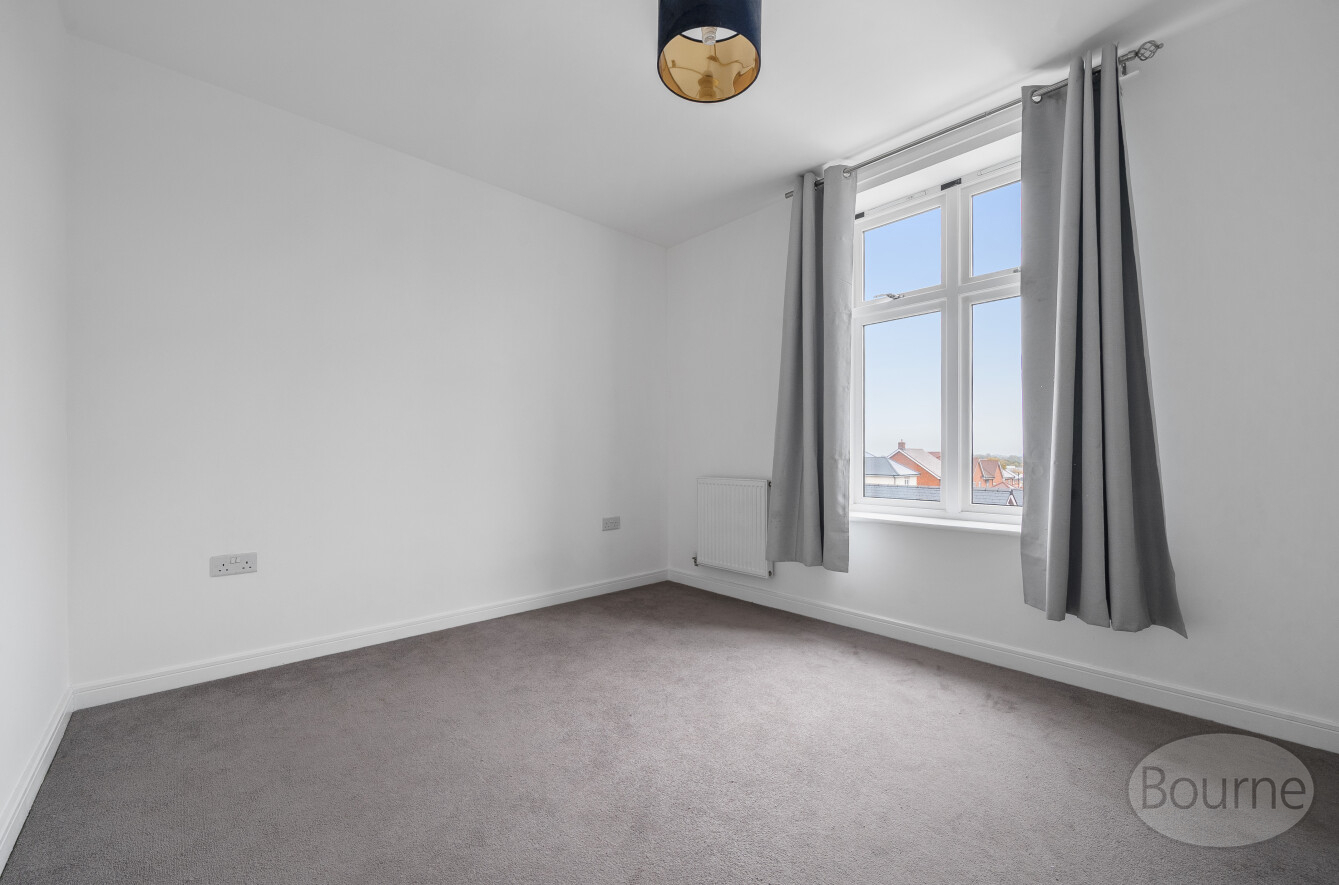 Corunna Avenue, Wellesley, Aldershot, Hampshire, GU11, photo 11