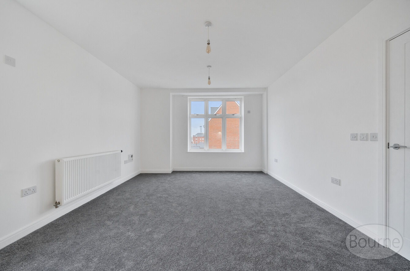 Corunna Avenue, Wellesley, Aldershot, Hampshire, GU11, photo 12