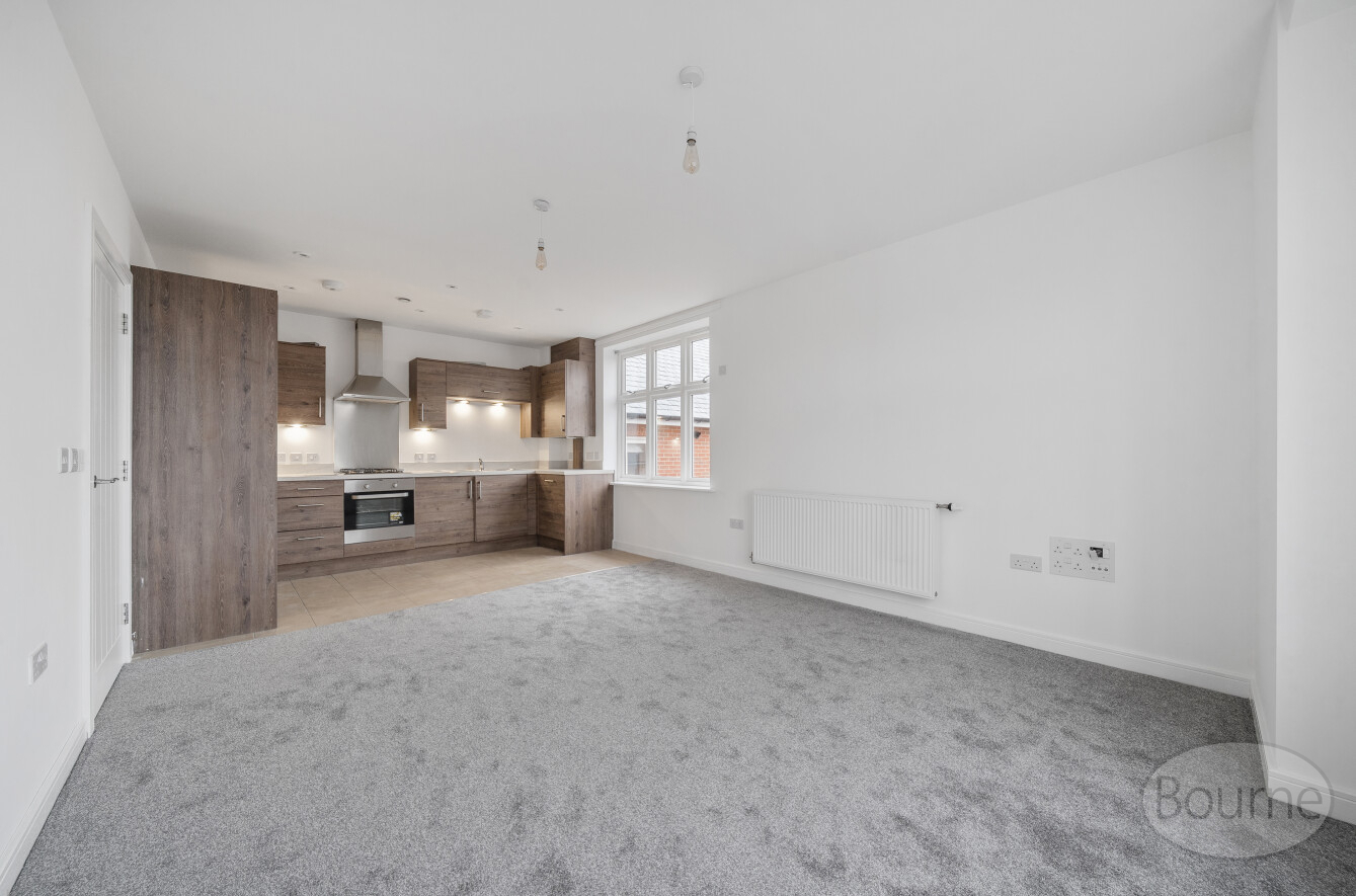 Corunna Avenue, Wellesley, Aldershot, Hampshire, GU11, photo 4