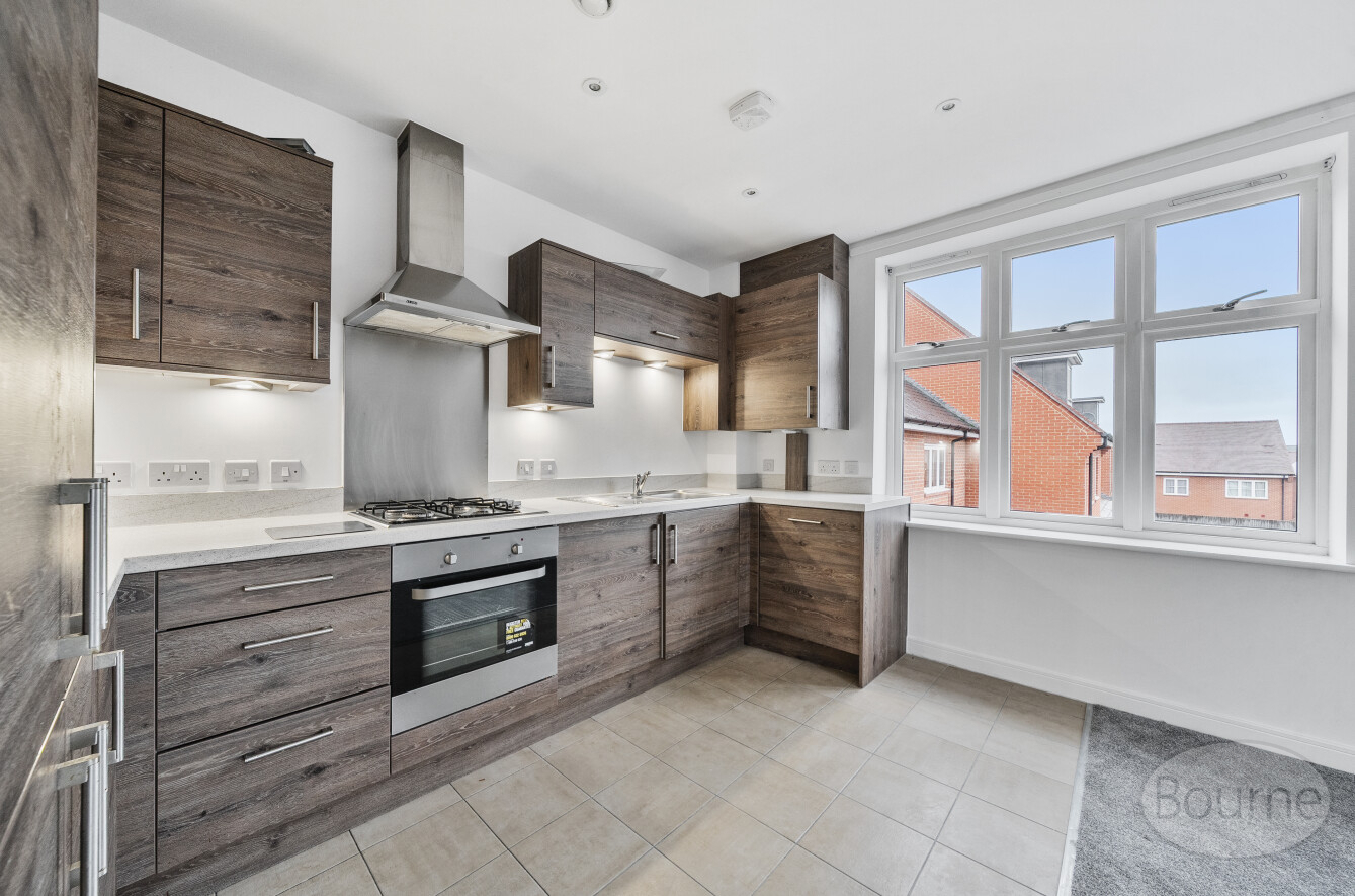 Corunna Avenue, Wellesley, Aldershot, Hampshire, GU11, photo 5