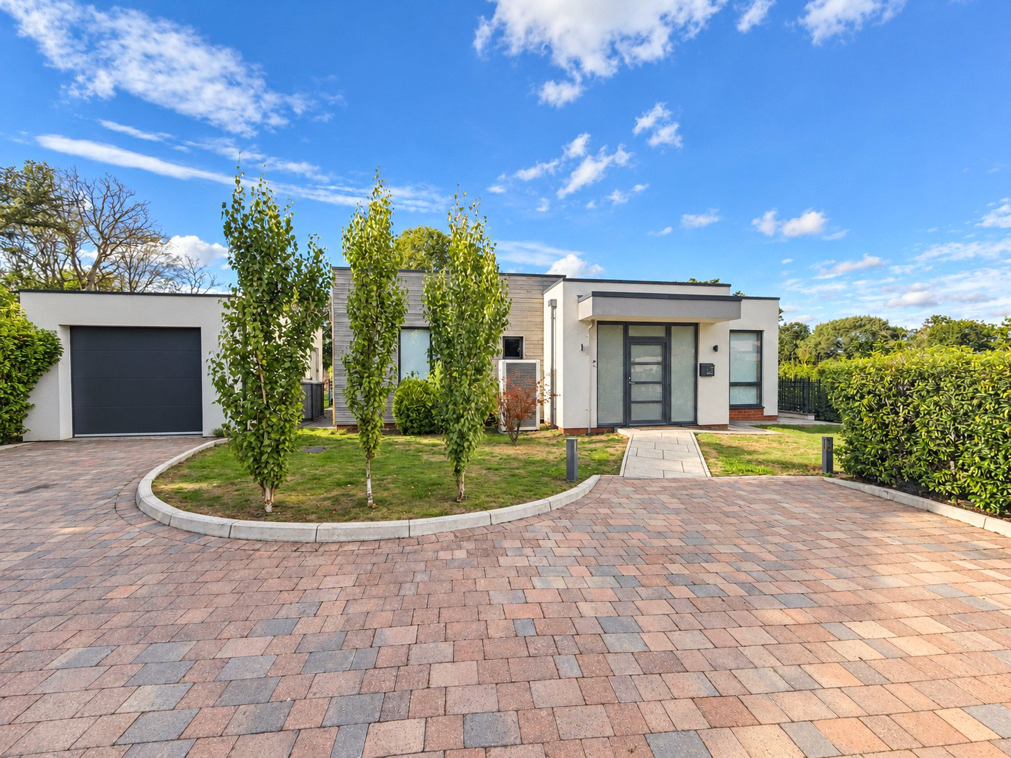 Peace Meadow Close, Lower Bourne, Farnham, Surrey, GU10, photo 4