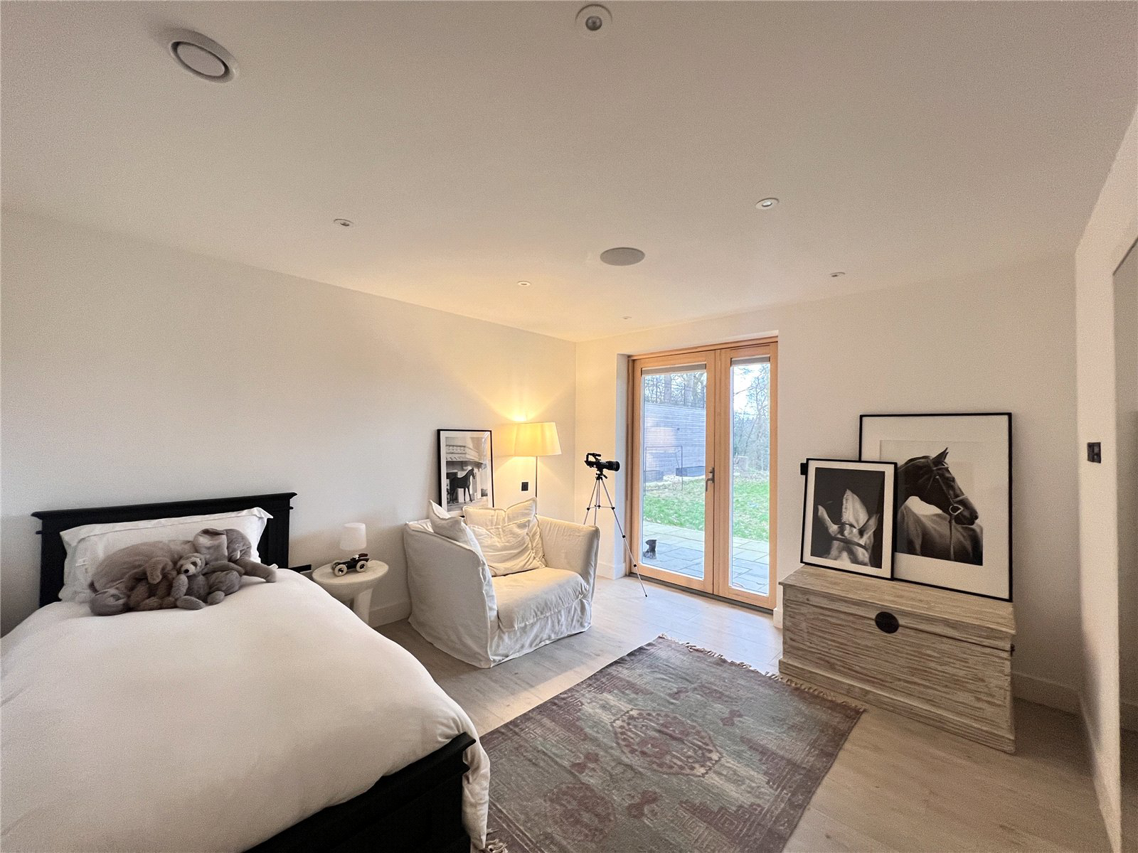 Peace Meadow Close, Lower Bourne, Farnham, Surrey, GU10, photo 9