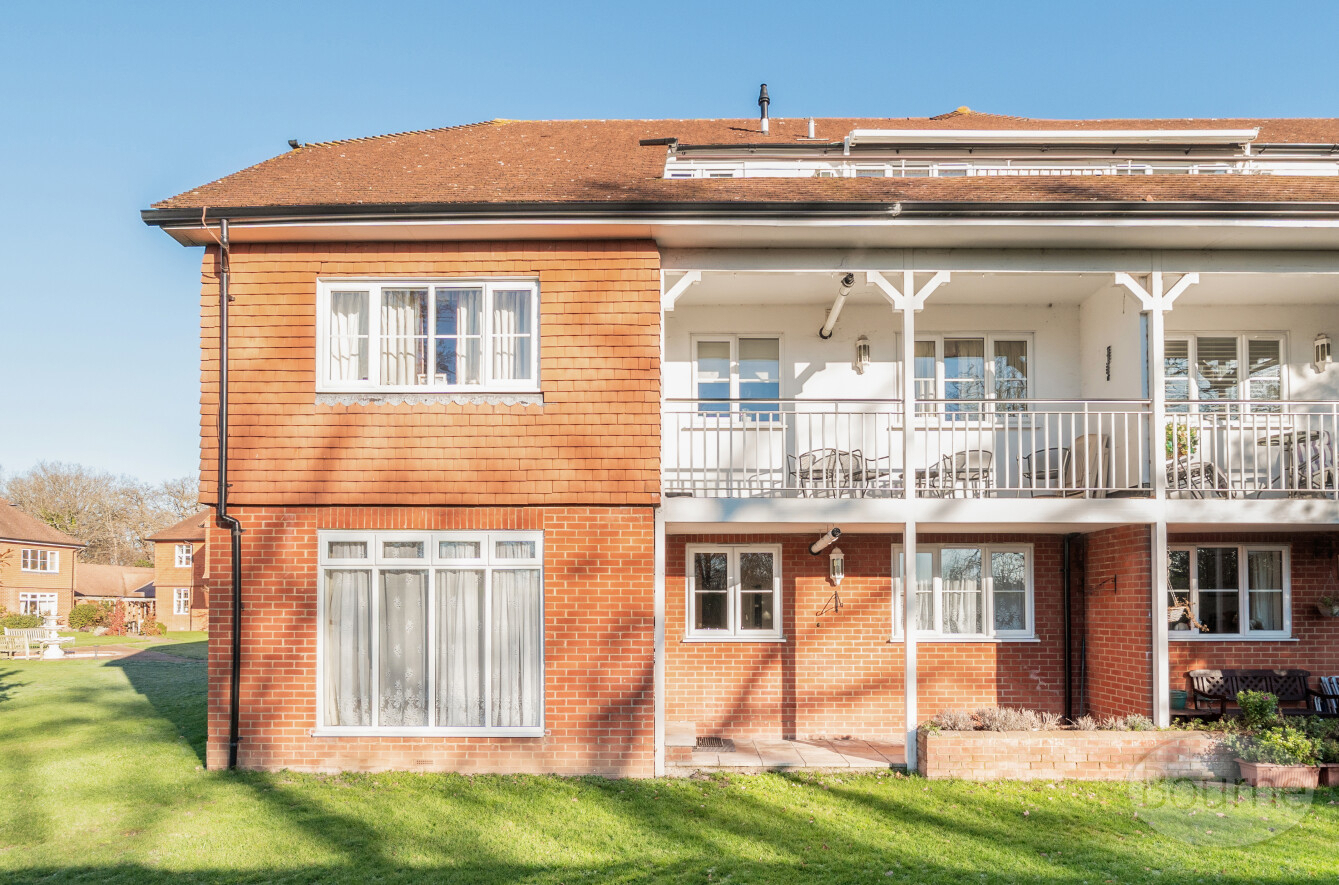 Leigh Corner, Cobham, Surrey, KT11, photo 10