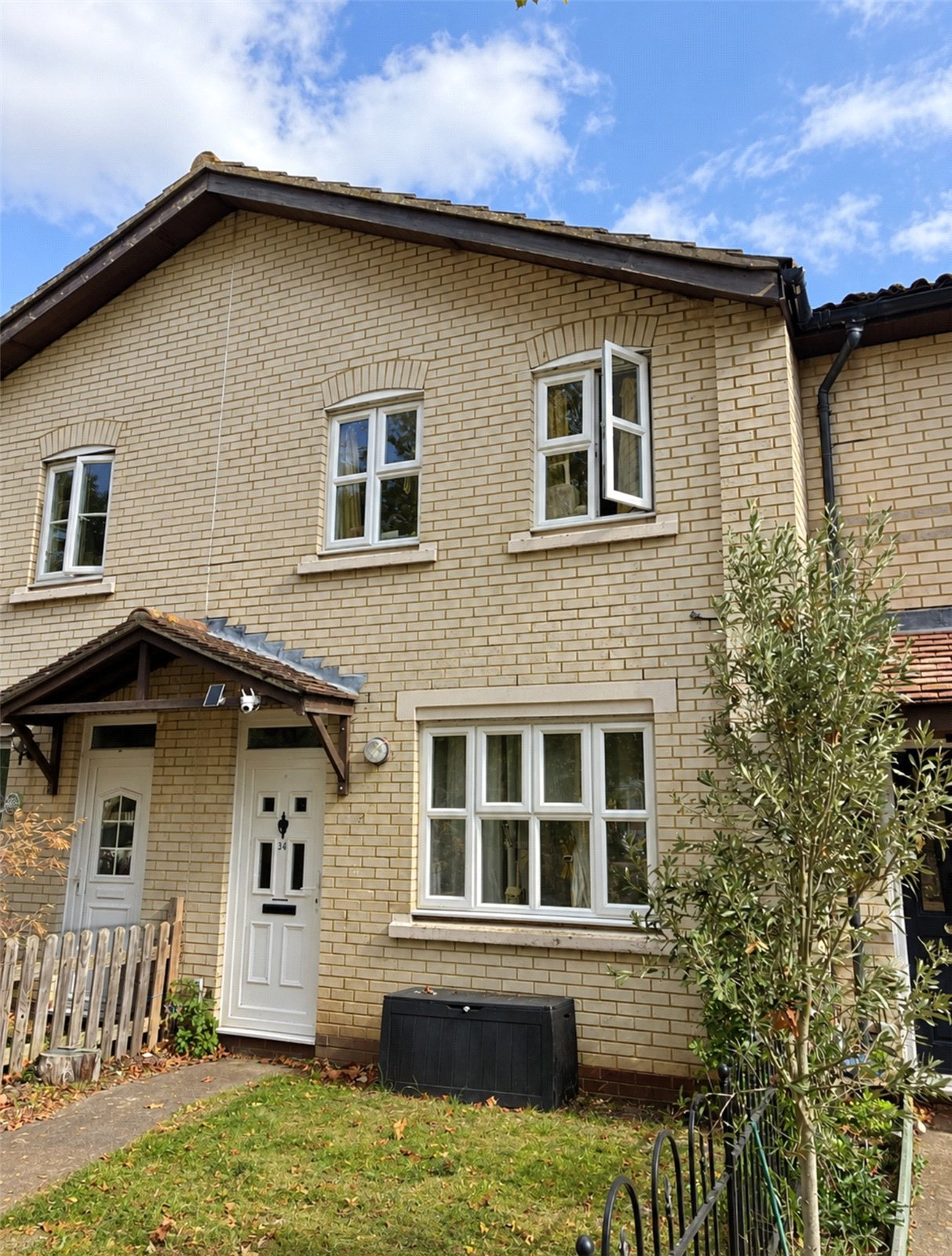 Sonning Gardens, Hampton, Surrey, TW12