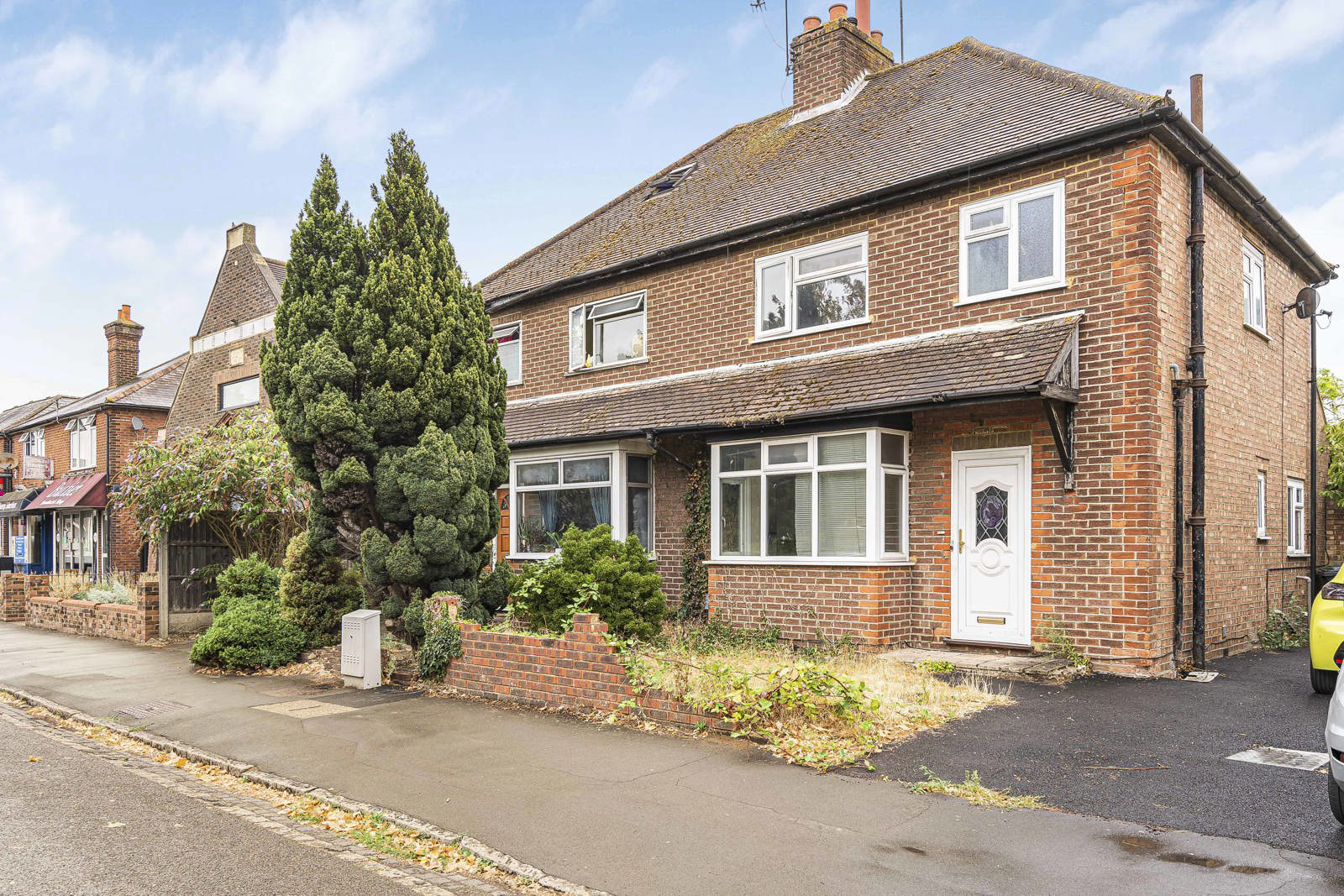 Woking Road, Guildford, Surrey, GU1