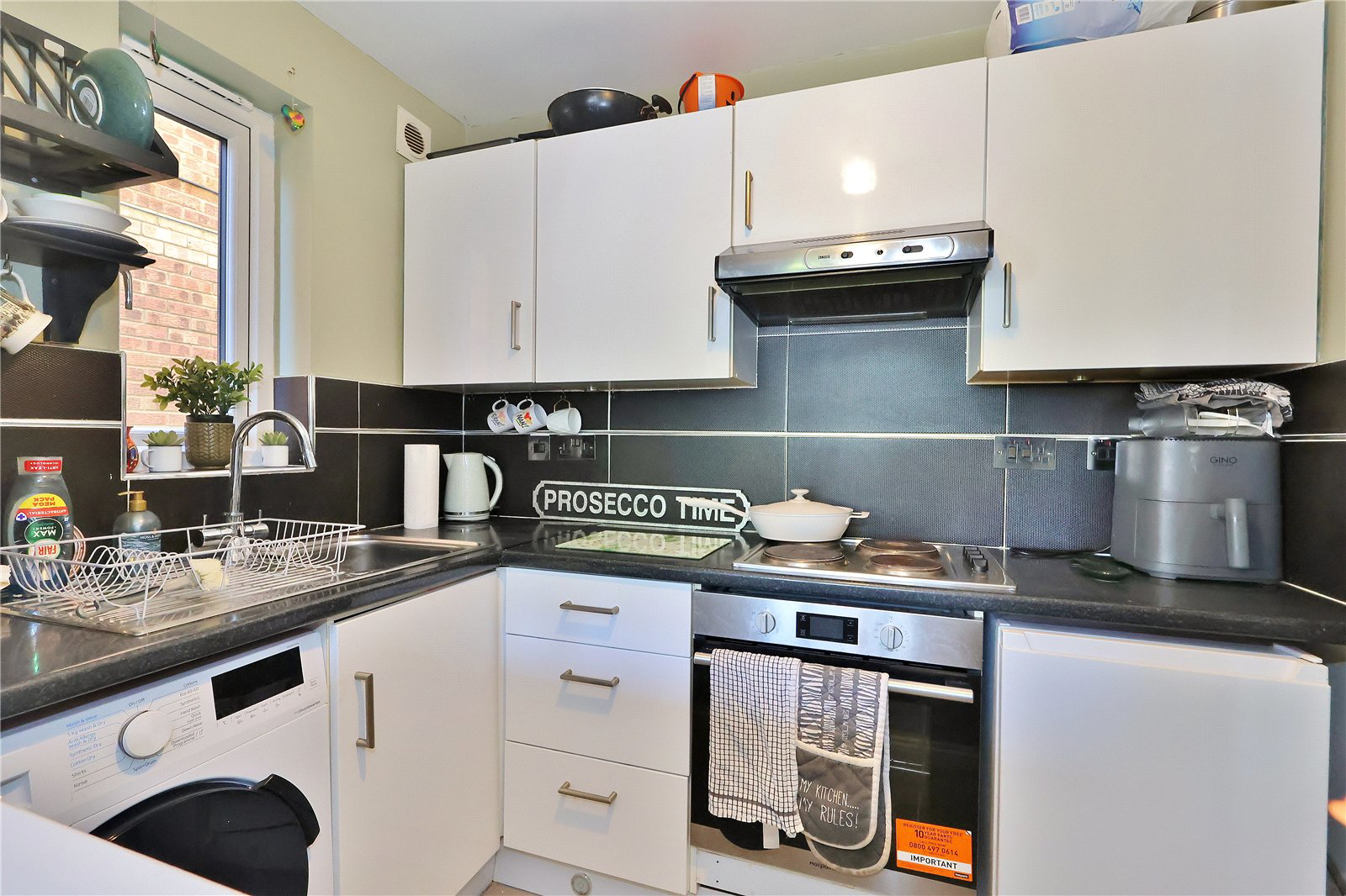 Perleybrooke Lane, Goldsworth Park, Woking, Surrey, GU21, photo 3