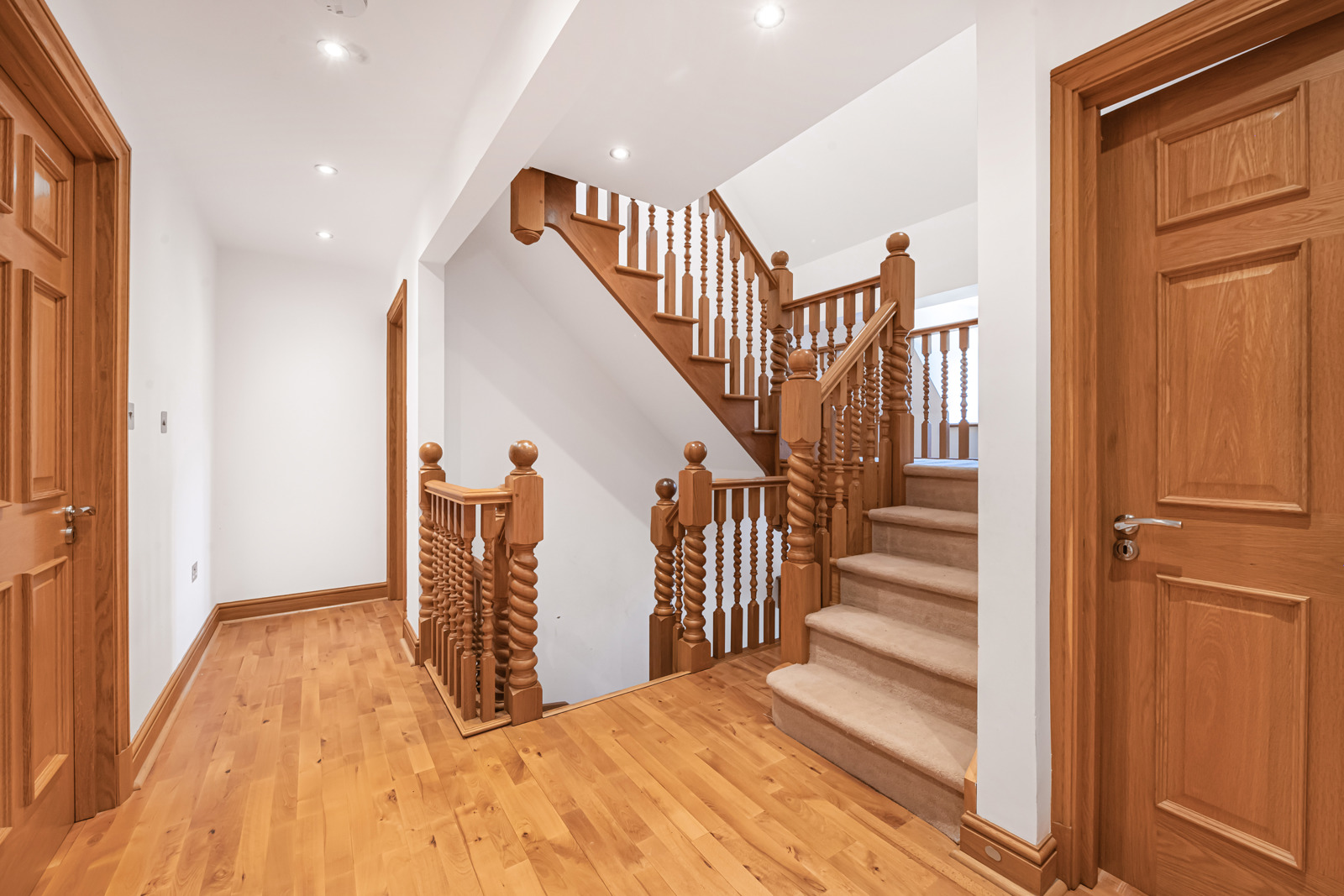 Vale Wood Drive, Lower Bourne, Farnham, Surrey, GU10, photo 14