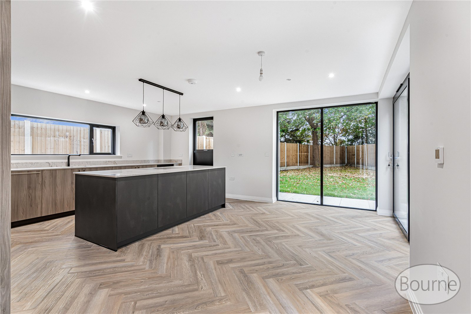 Kingfield Green, Woking, Surrey, GU22, photo 3